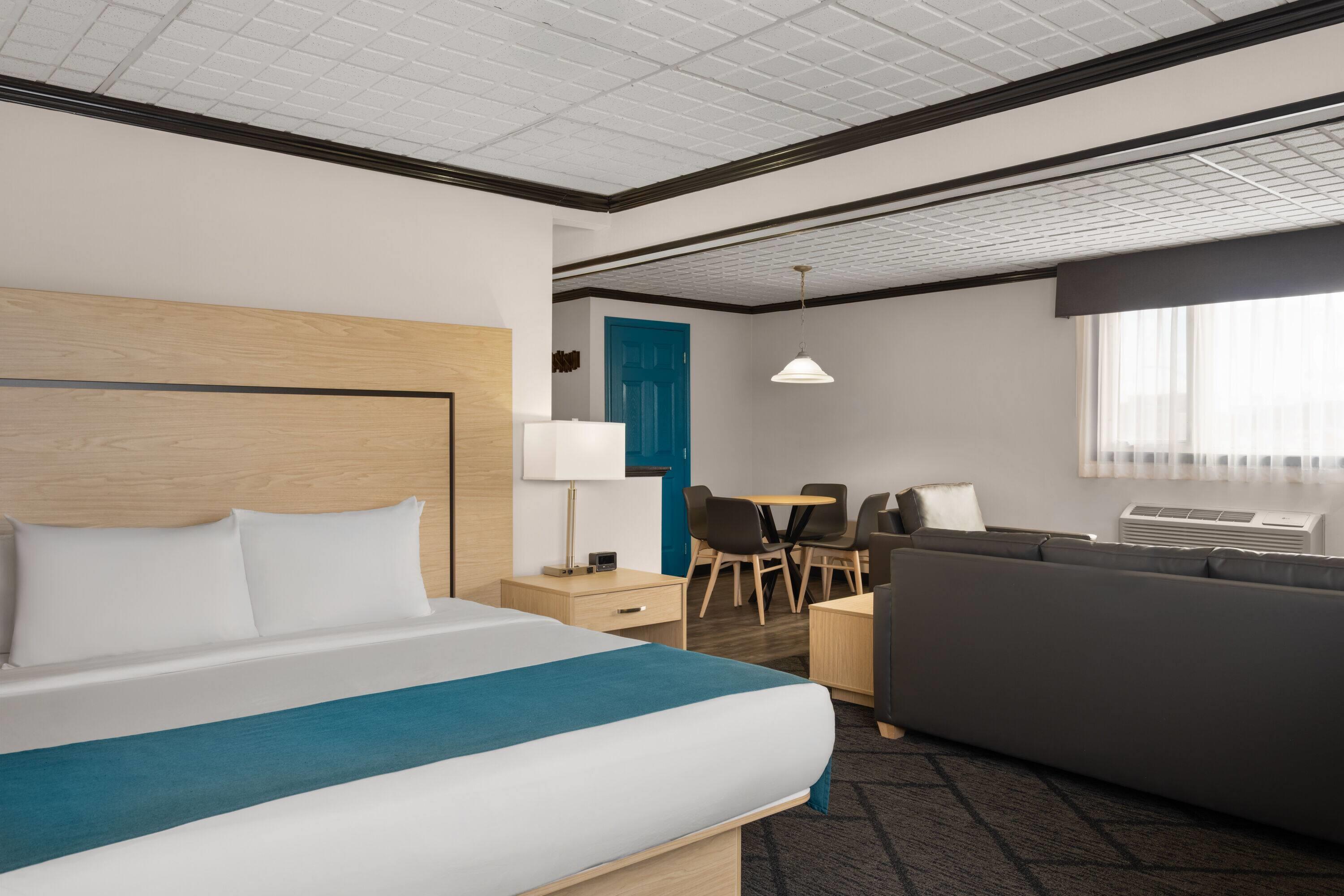 Studio King Size Bed