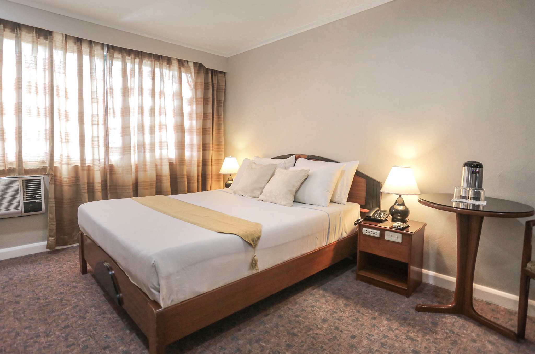 Double Superior Queen Bed