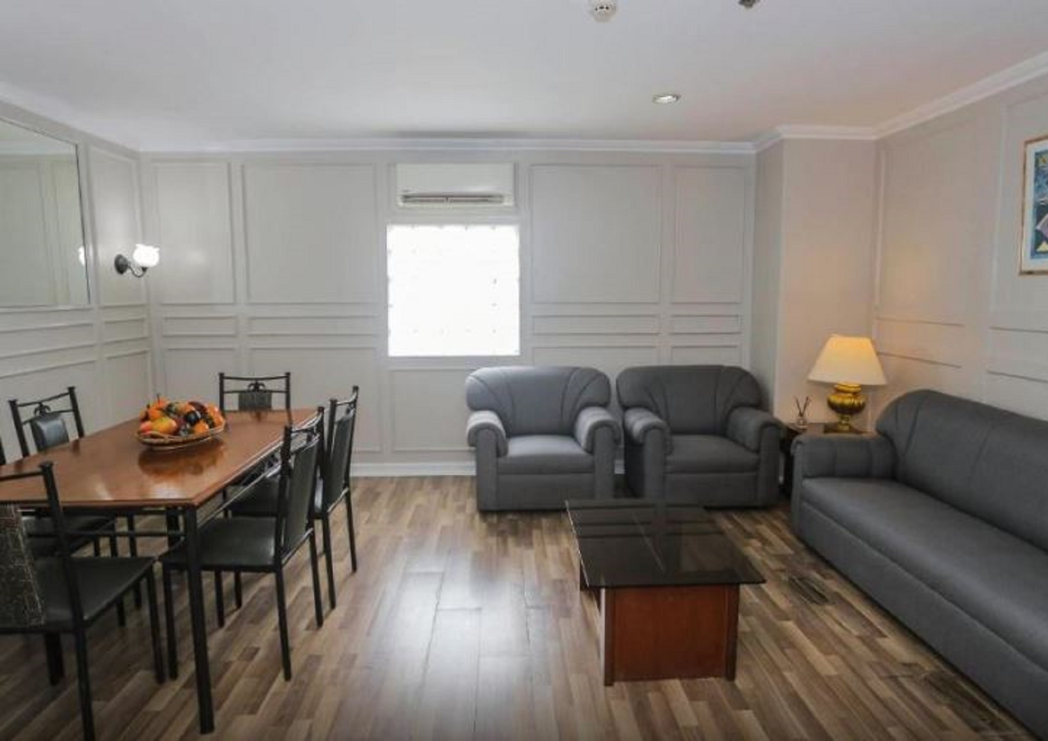 Twin Deluxe Two Beds