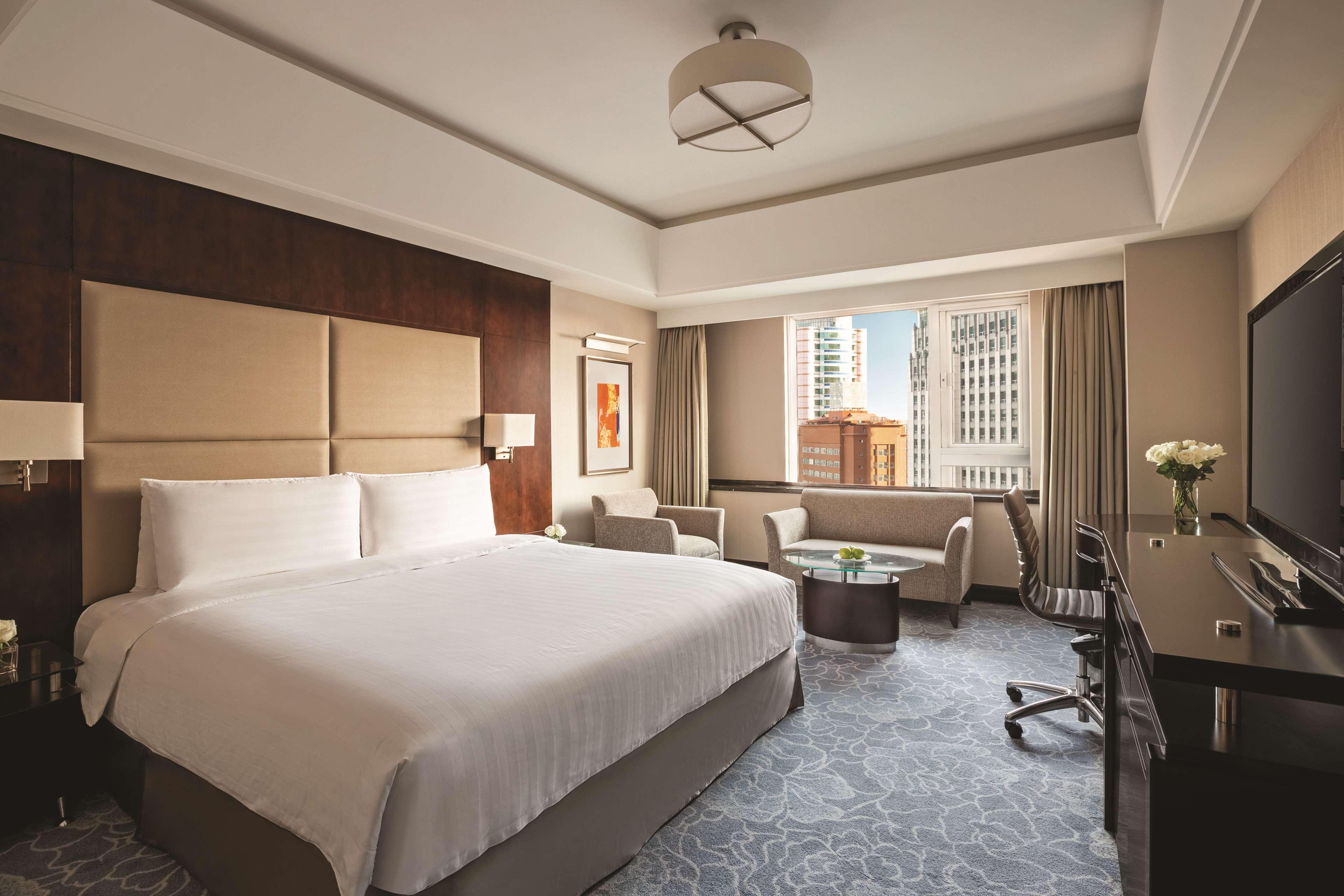 Double Superior King Bed