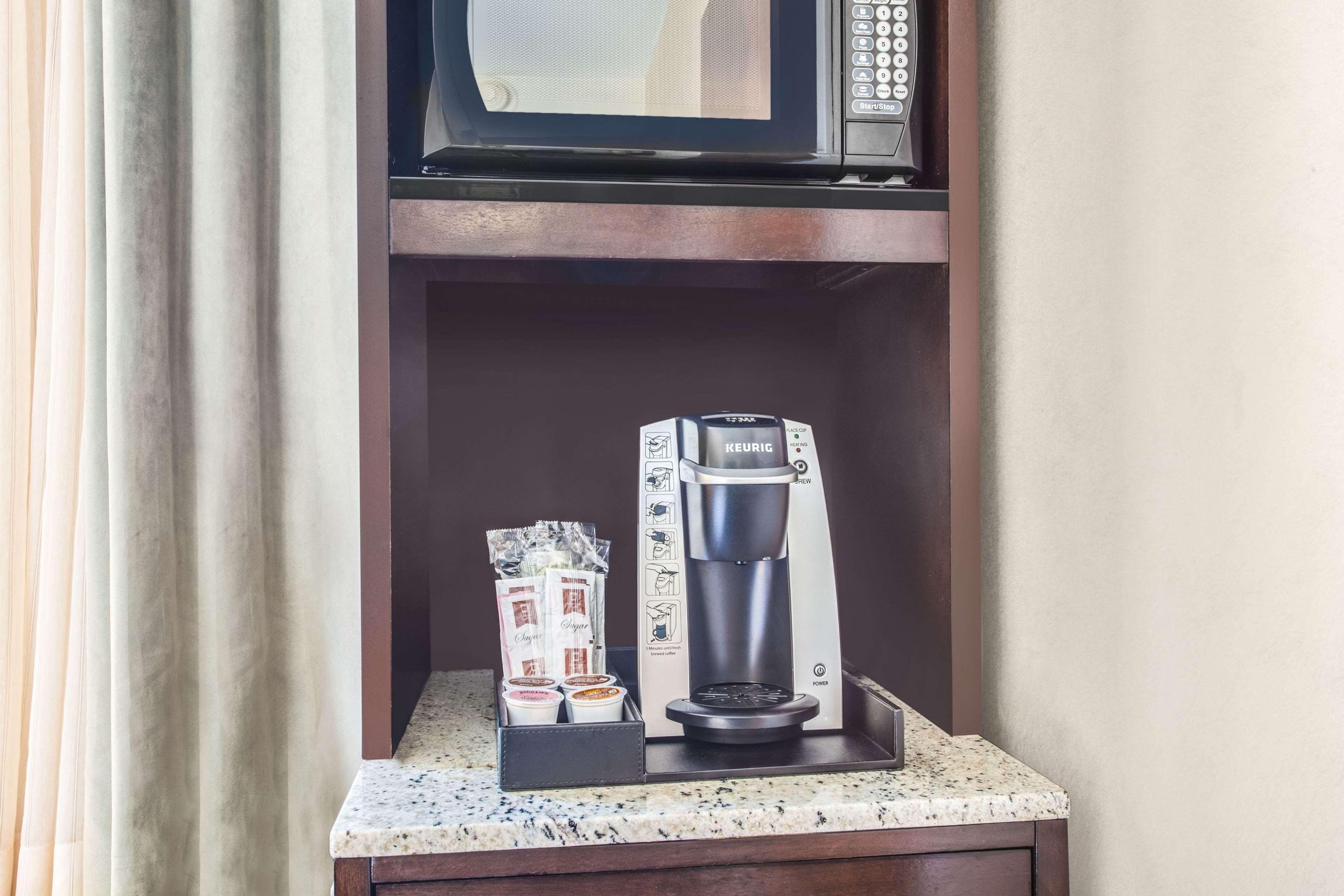 Double City View King Bed