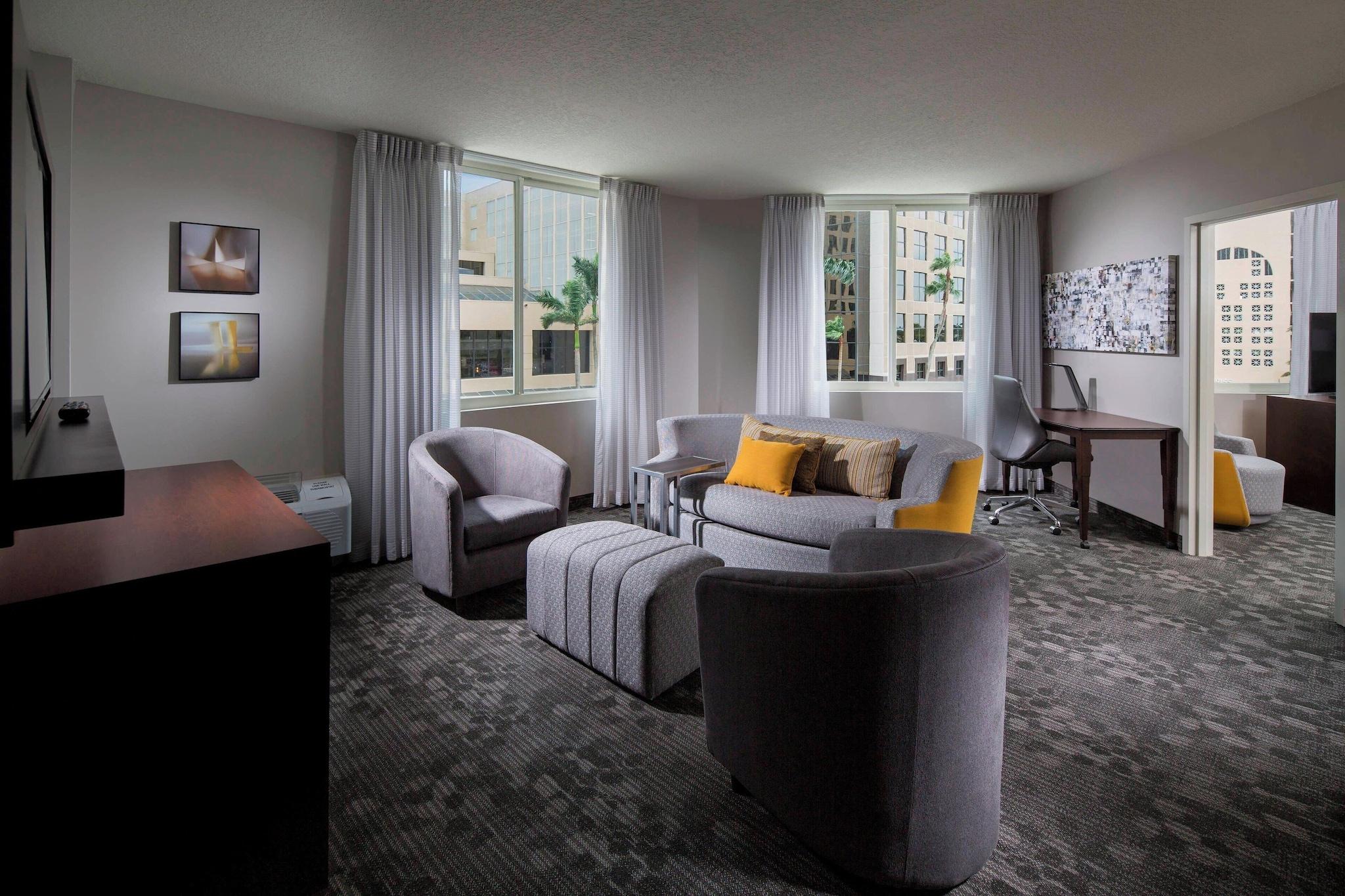 Suite King Bed One Bedroom 