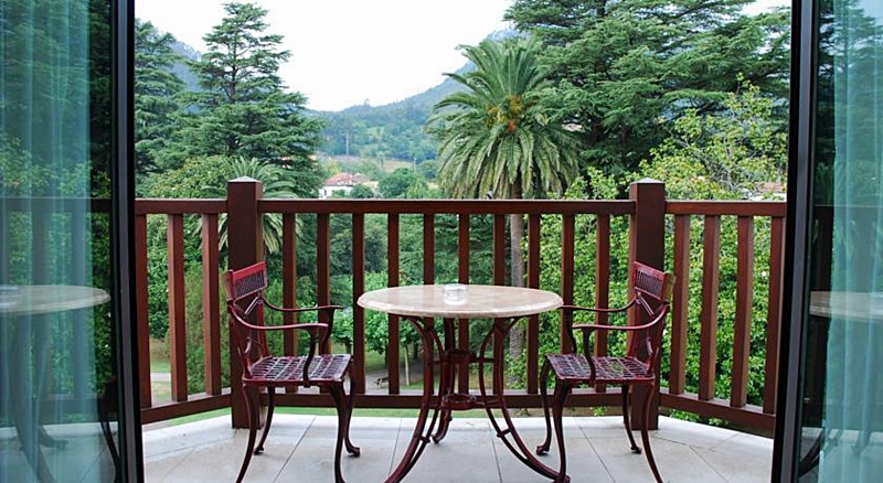 Double or Twin Superior