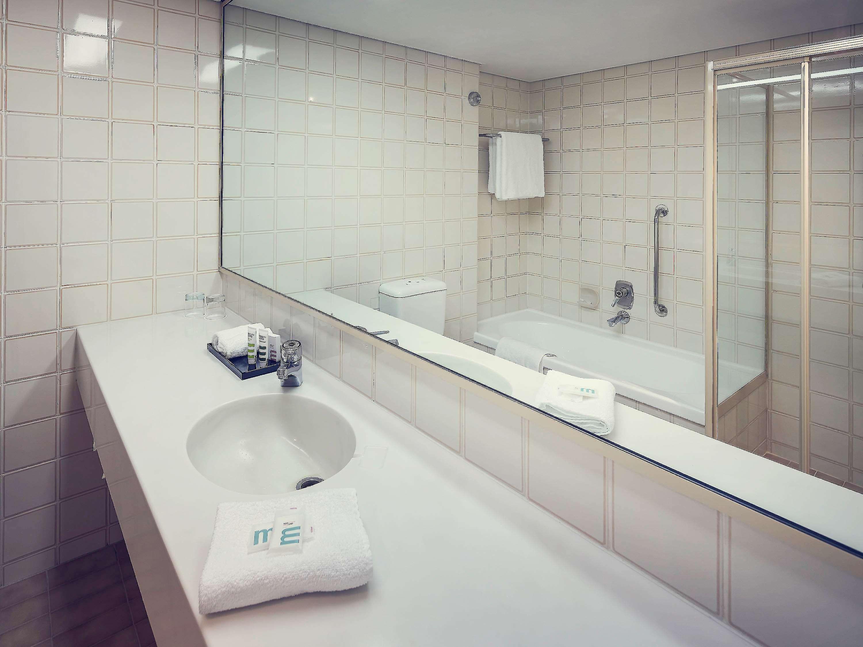 Double Superior Queen Bed