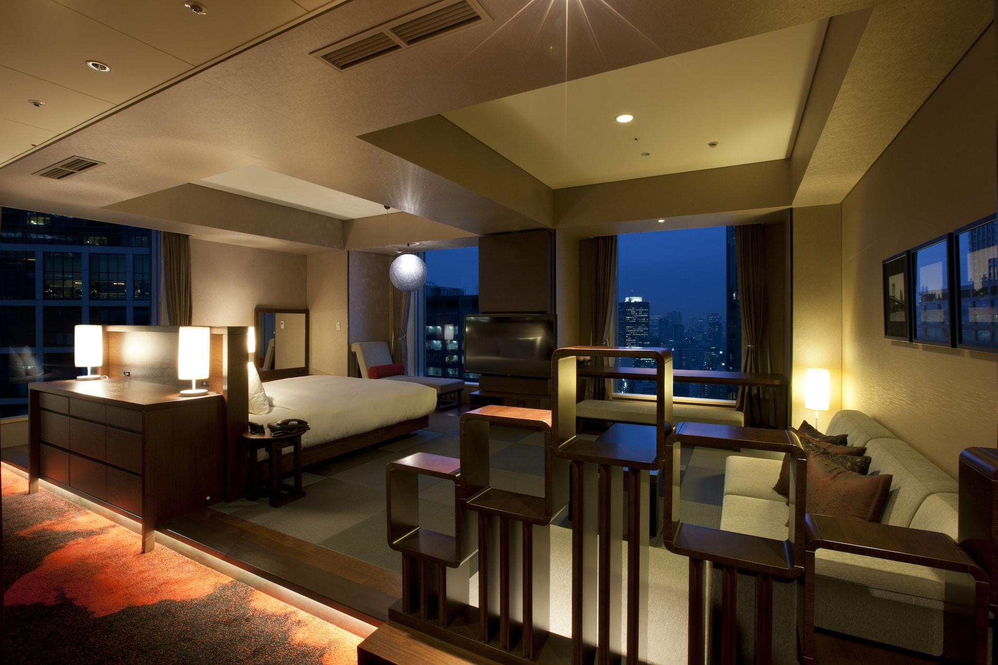 Junior Suite King Size Bed