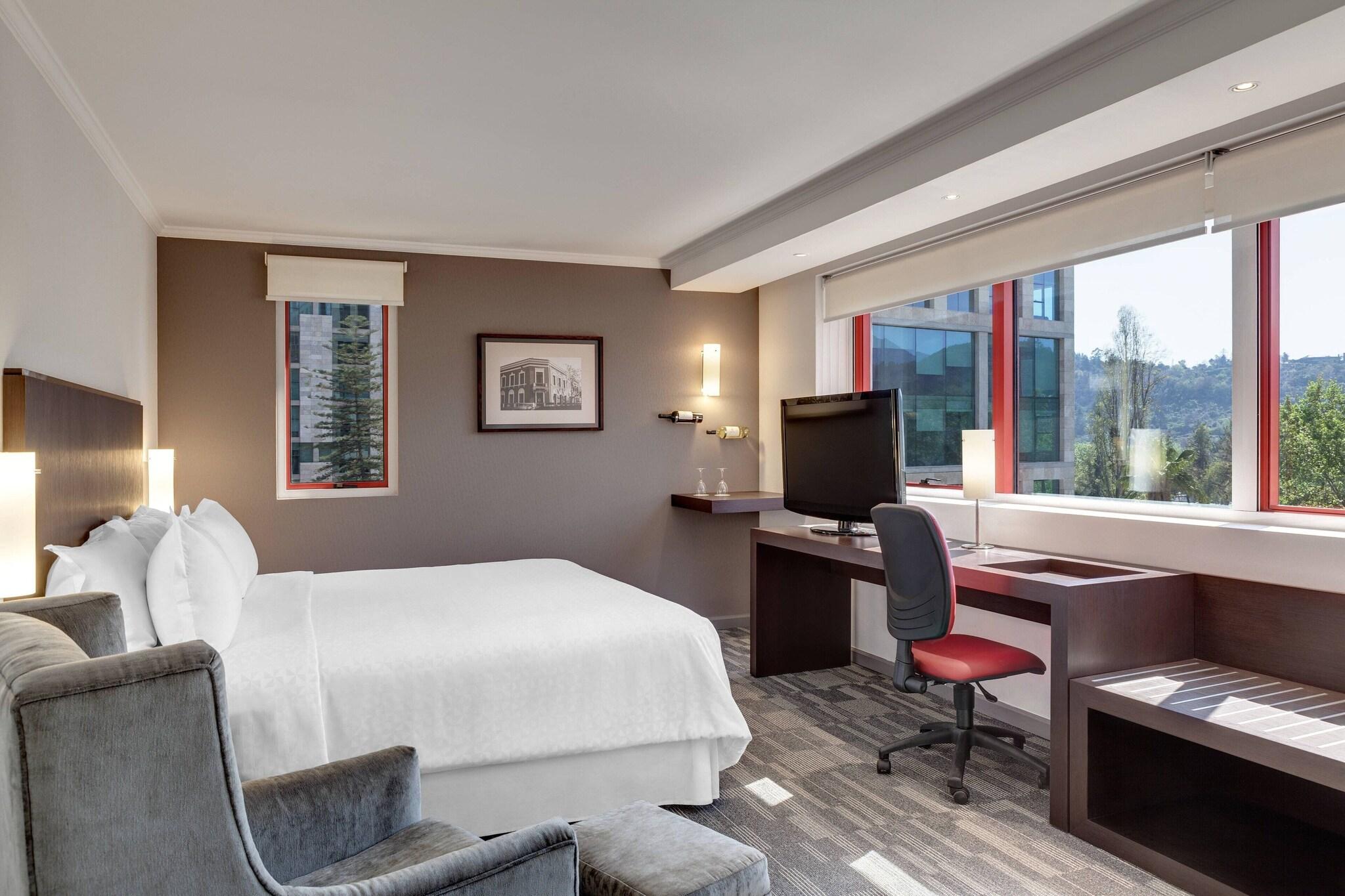 Double Deluxe King Bed