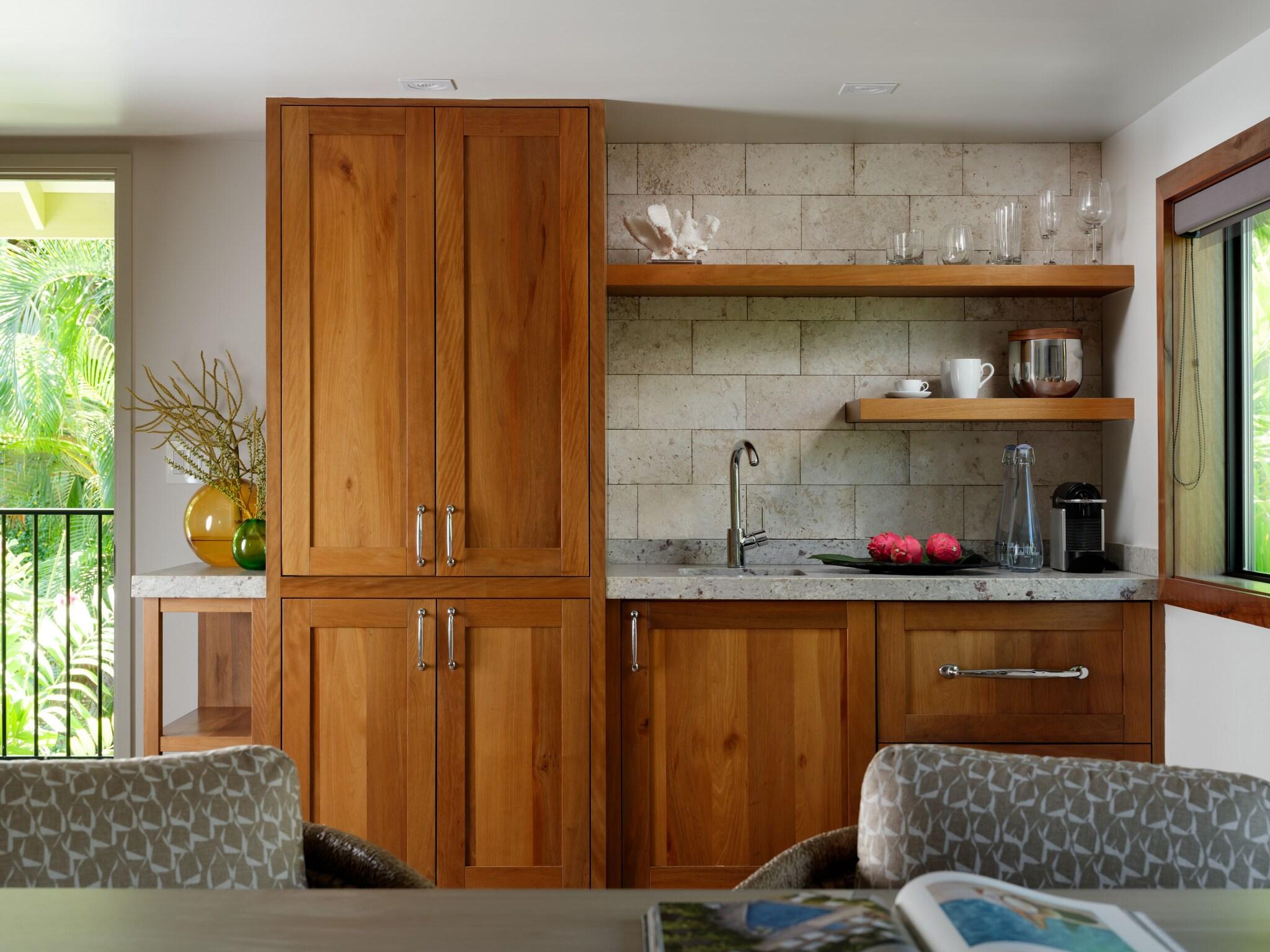 Suite Ocean View King Bed