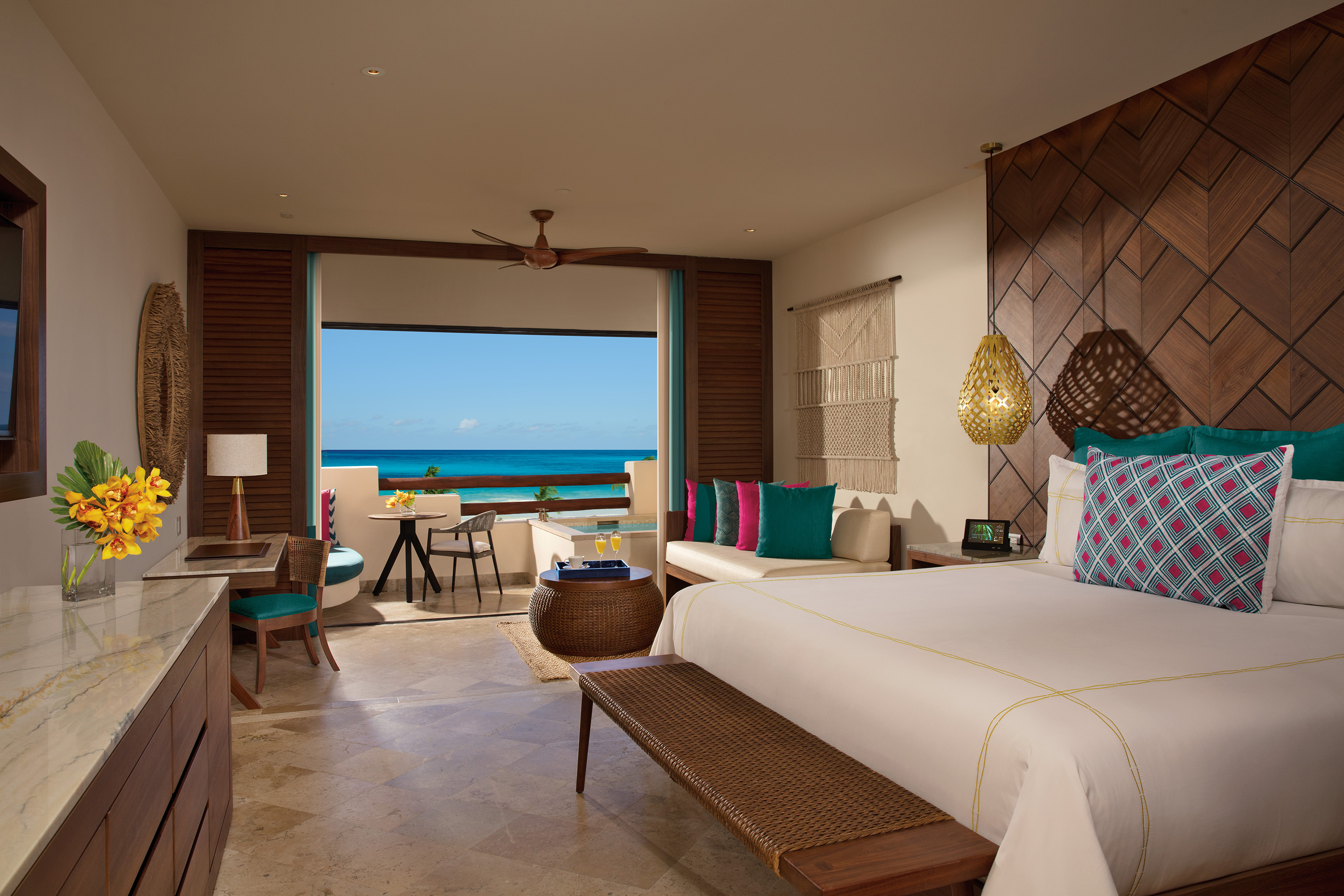 Junior Suite Ocean Front