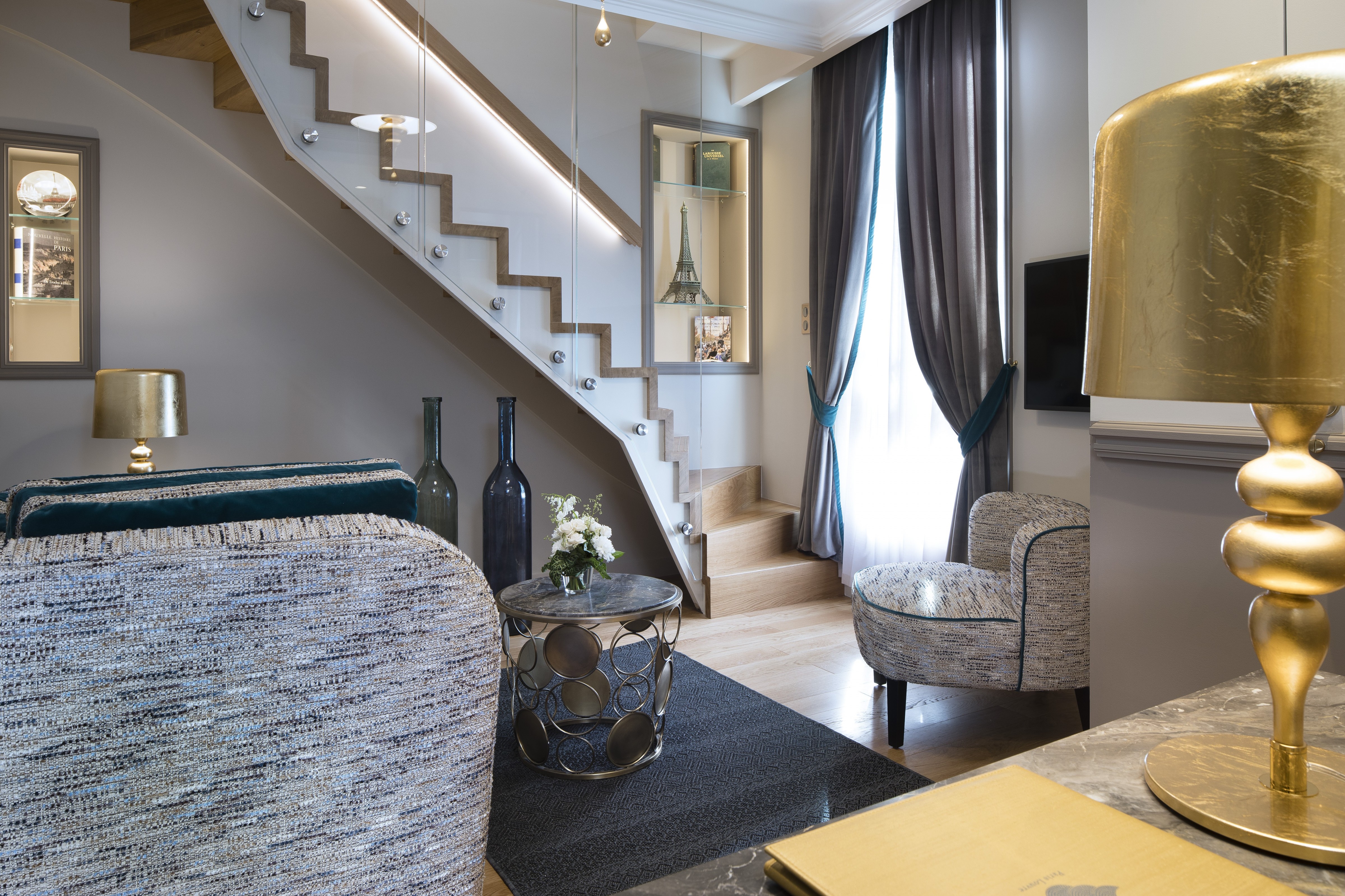 Suite Deluxe Capacity 4