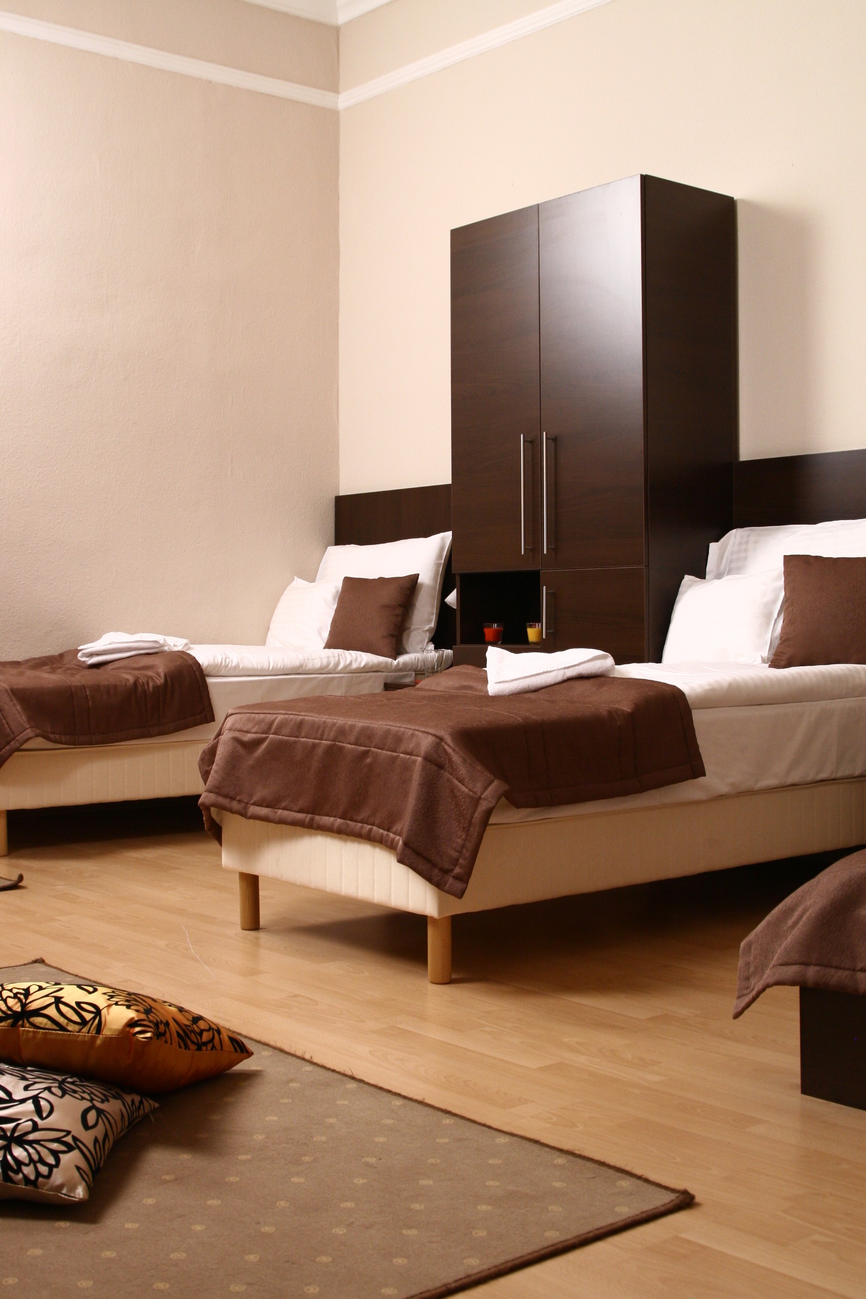 Apartment Capacity 4