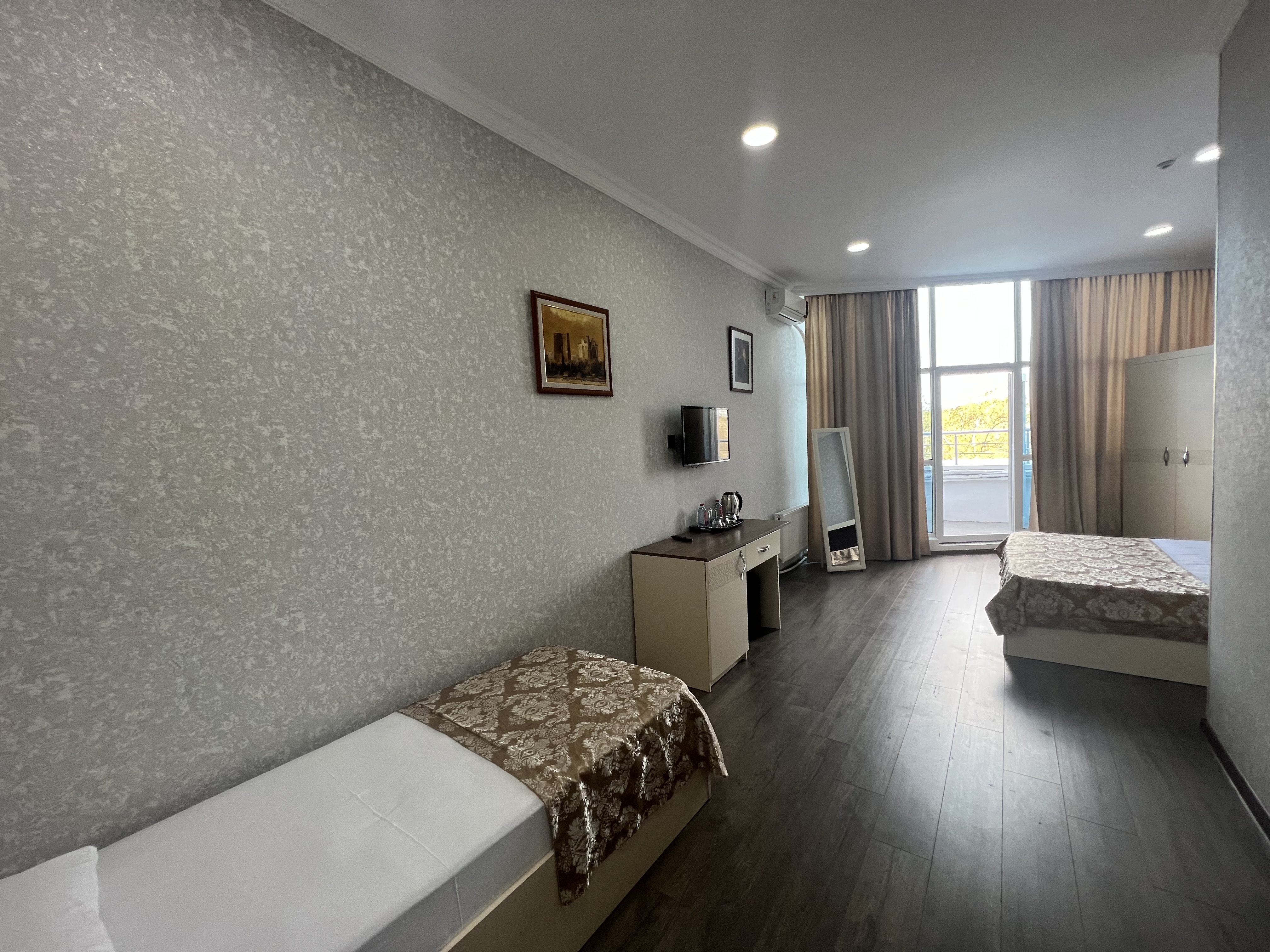 Junior Suite with Balcony