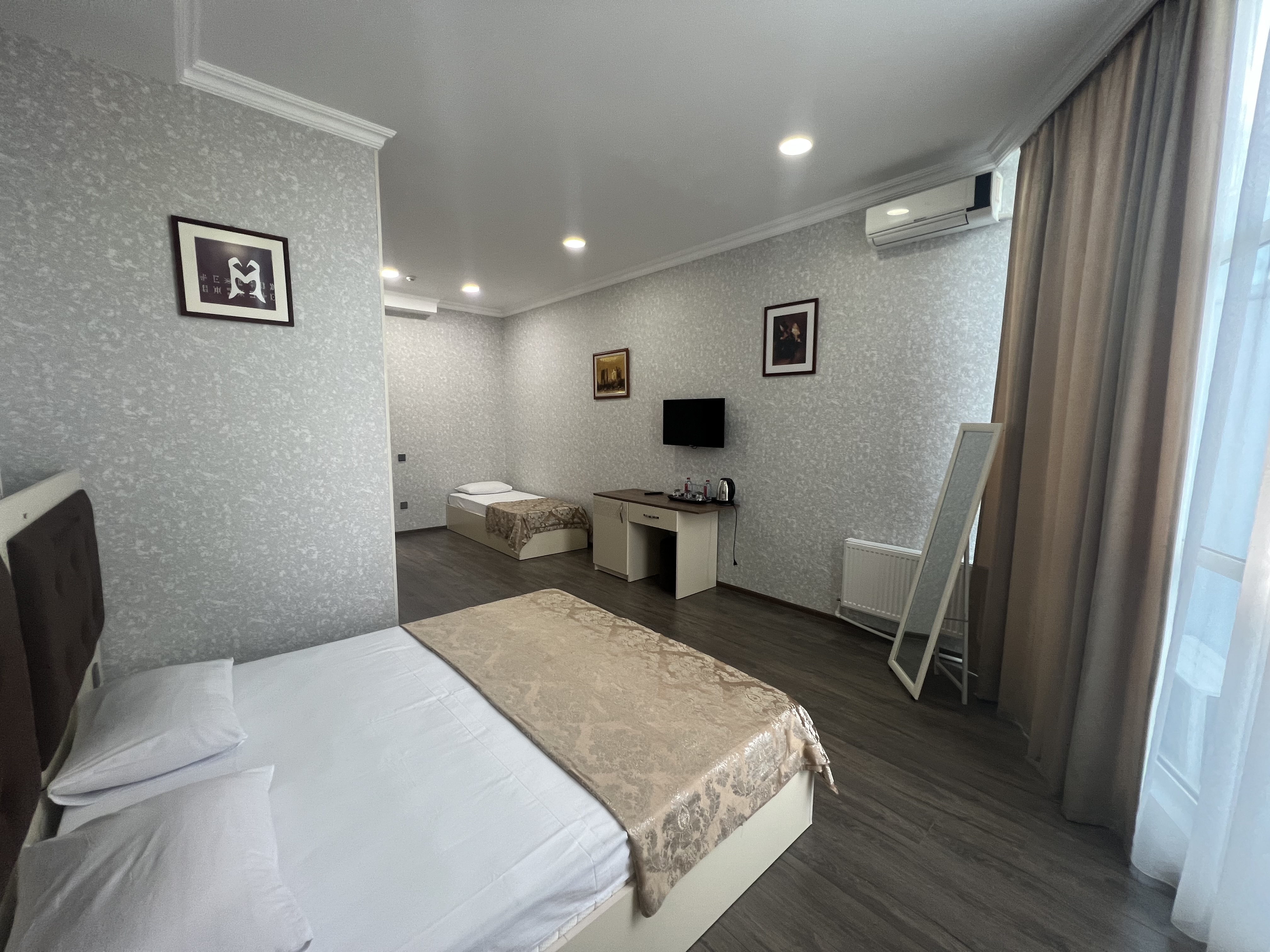 Junior Suite with Balcony