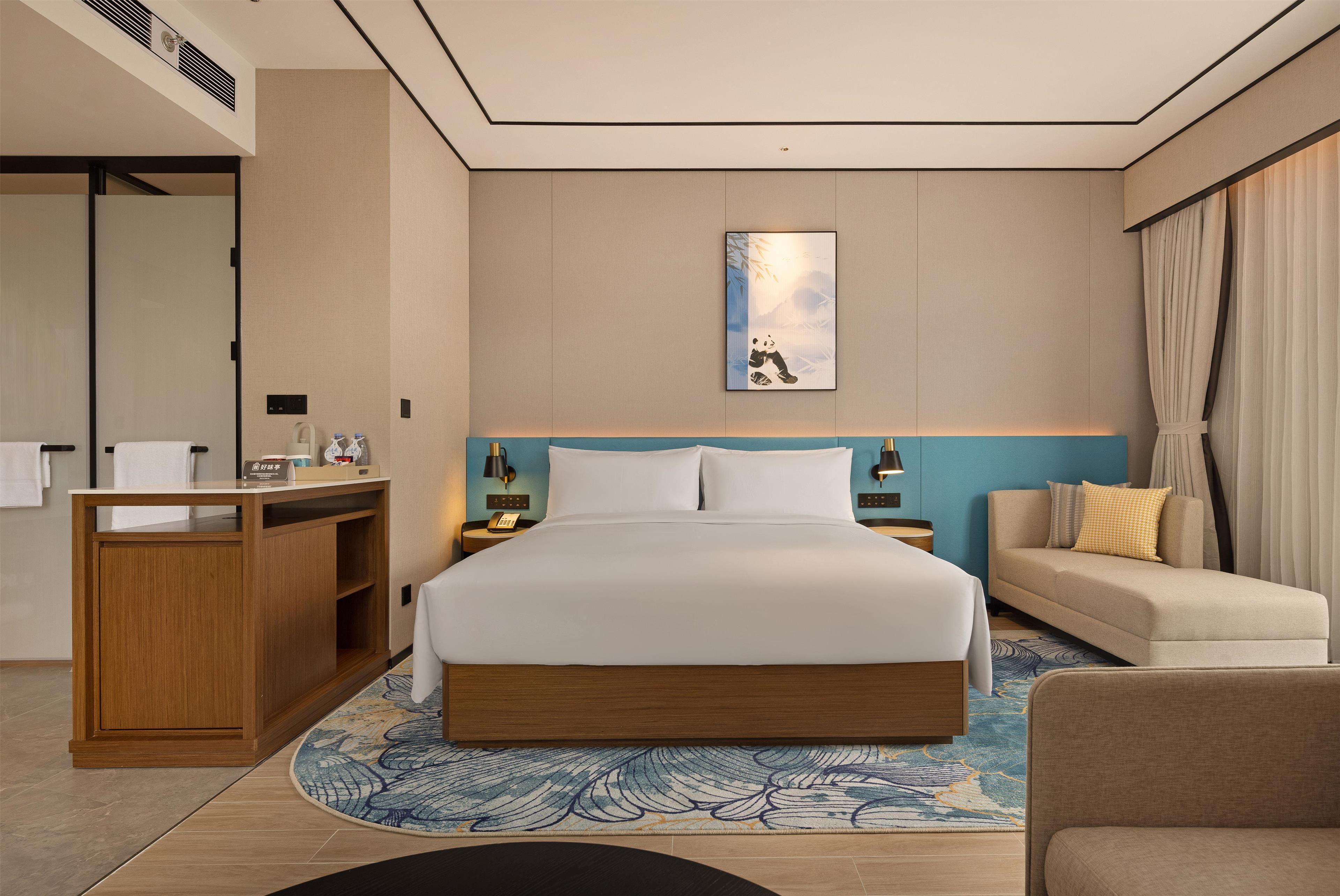 Suite Deluxe King Bed