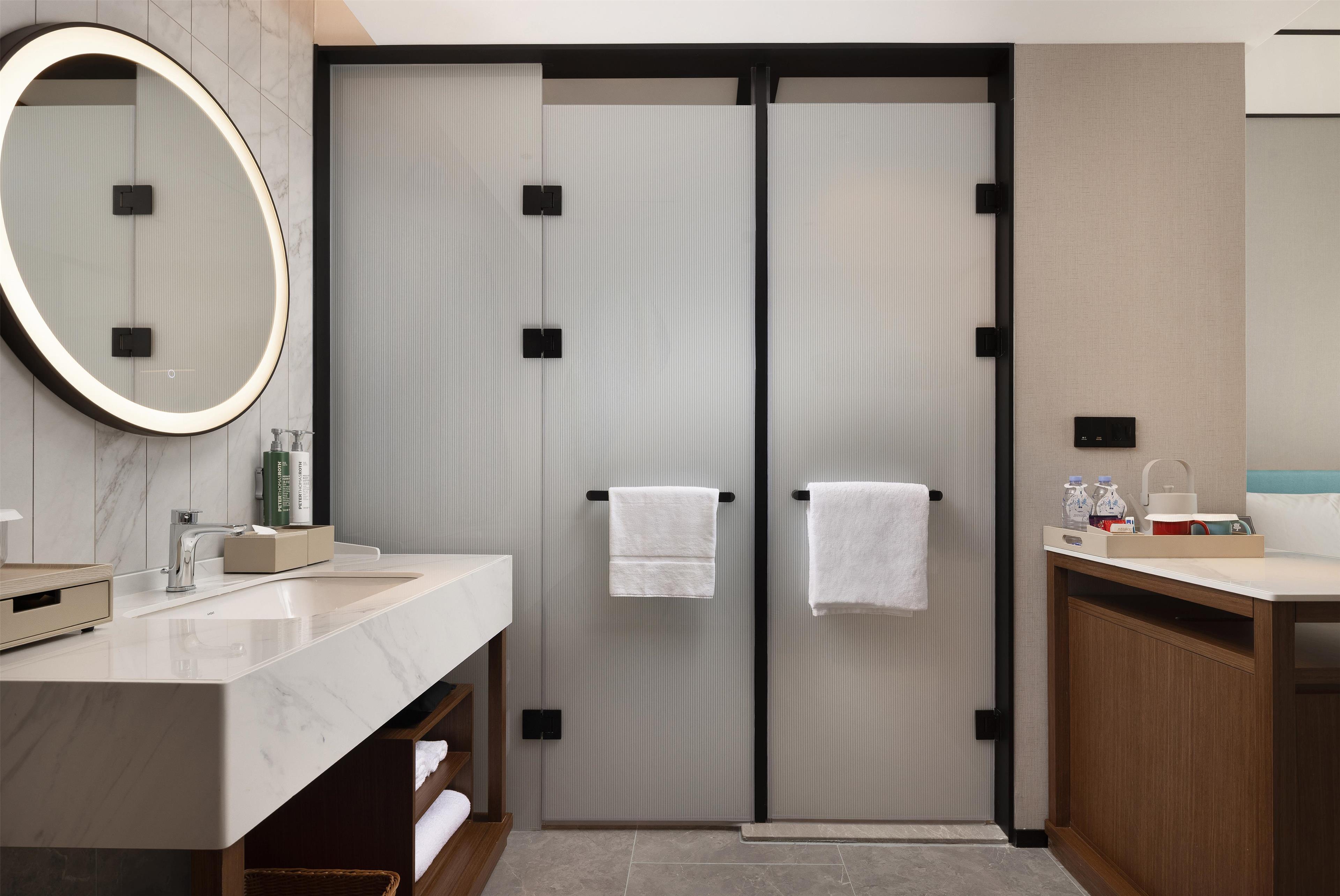 Double Guest Room King Bed