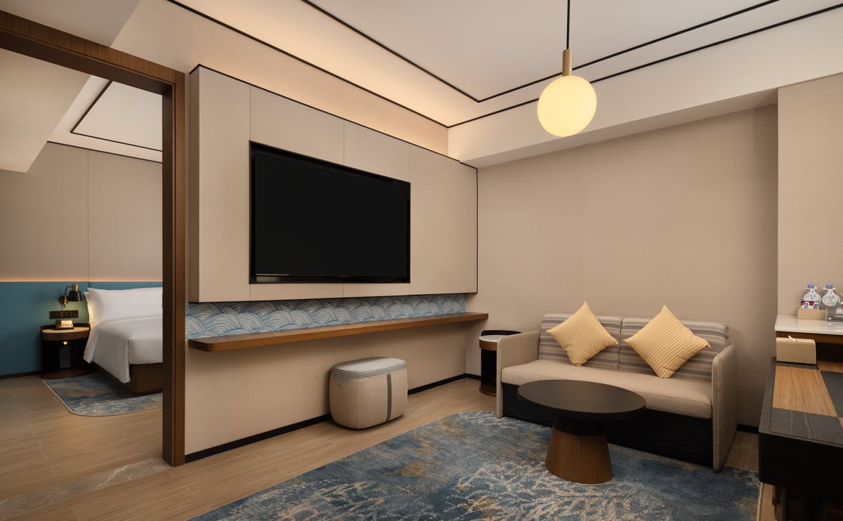 Suite Deluxe King Bed