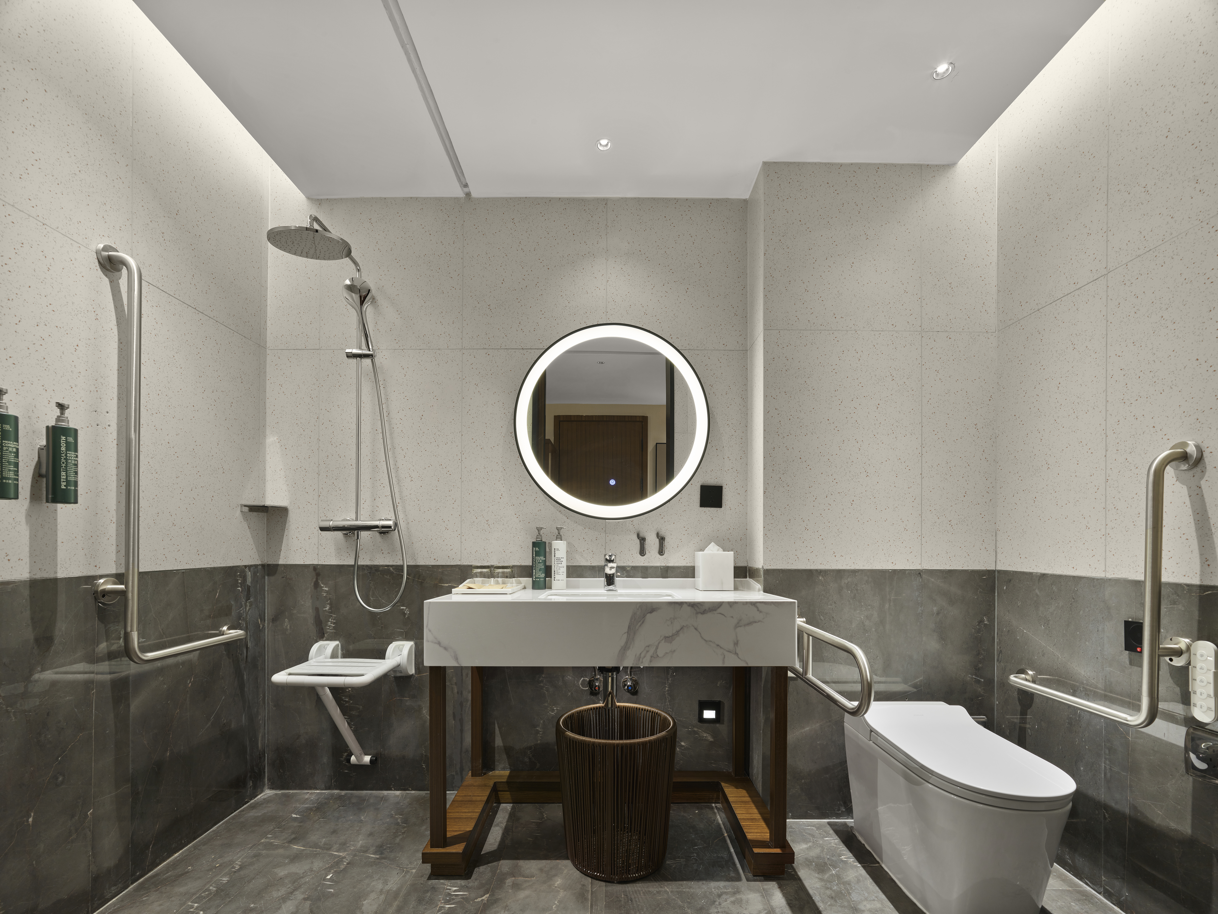 Double Accessible King Size Bed