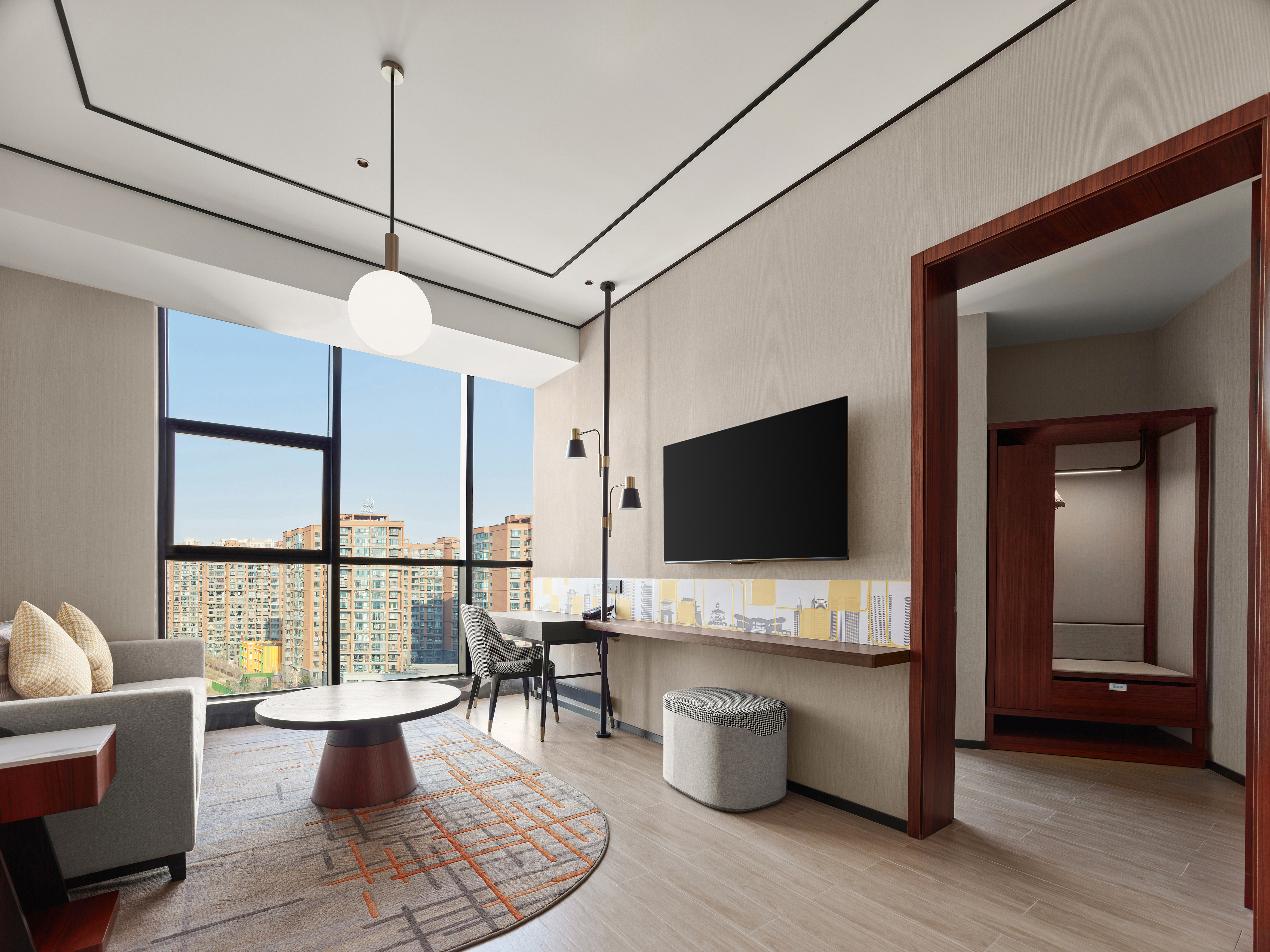 Suite Deluxe King Bed