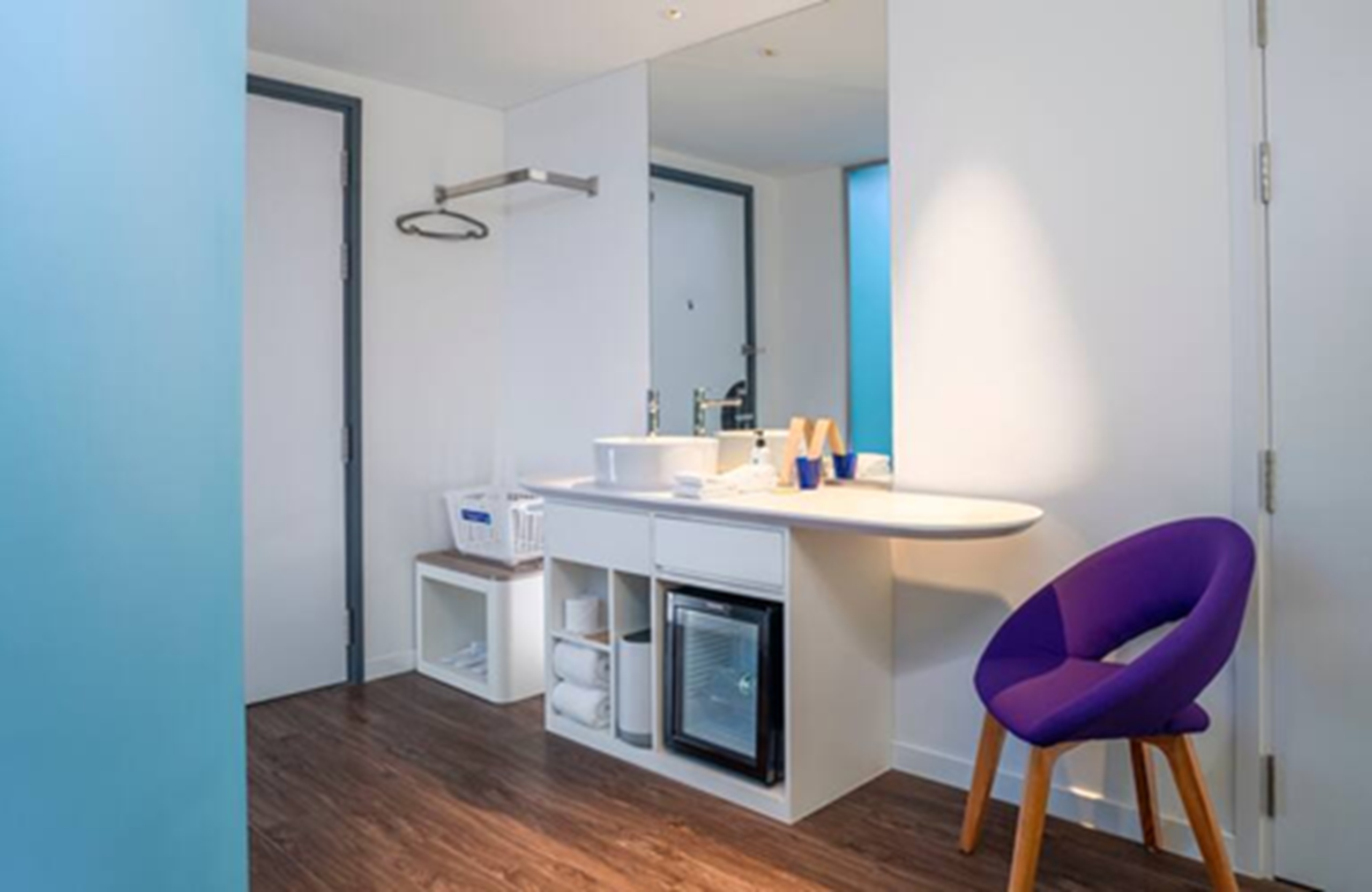 Double King Size Bed