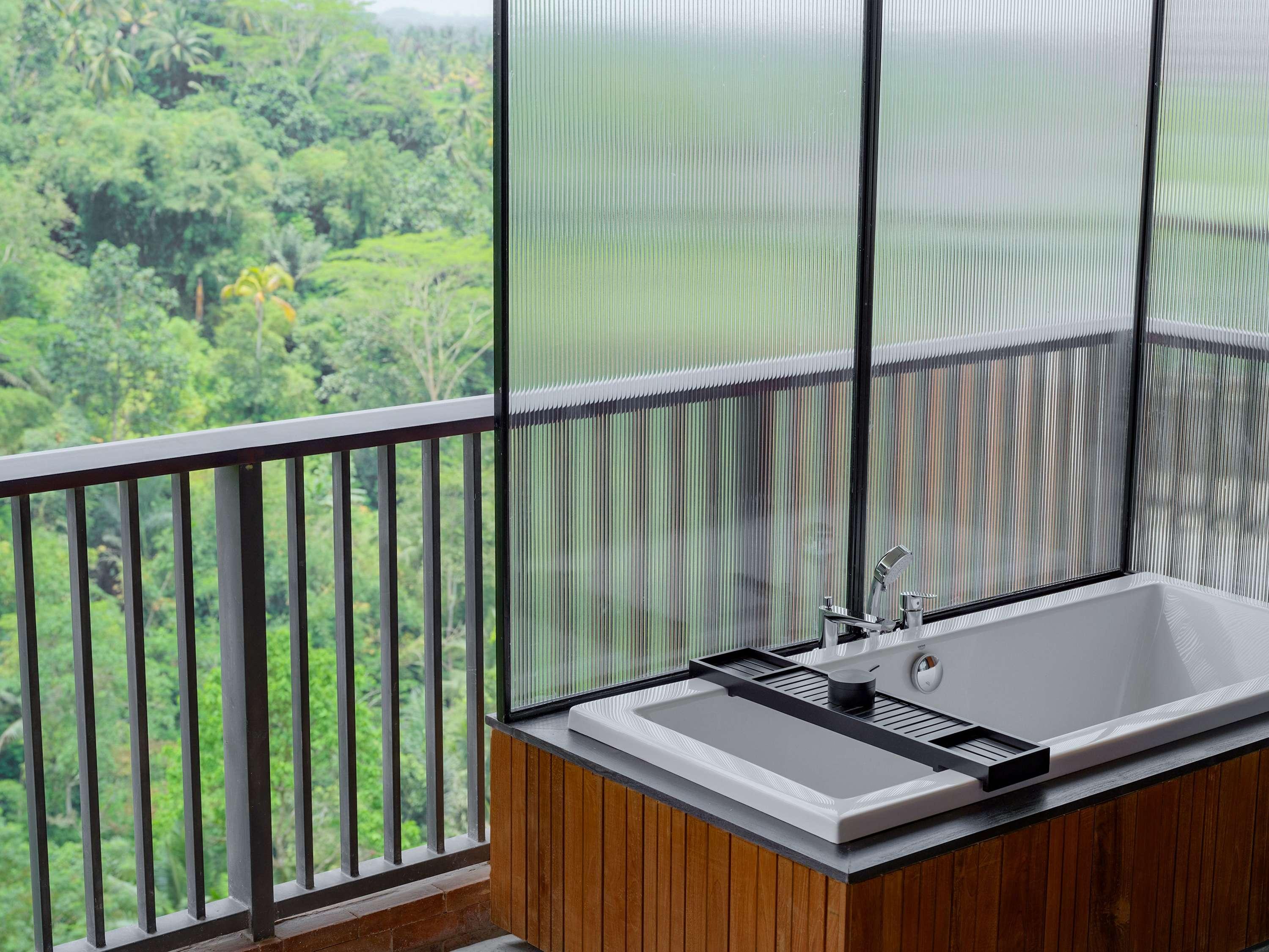 Double Grand with Views