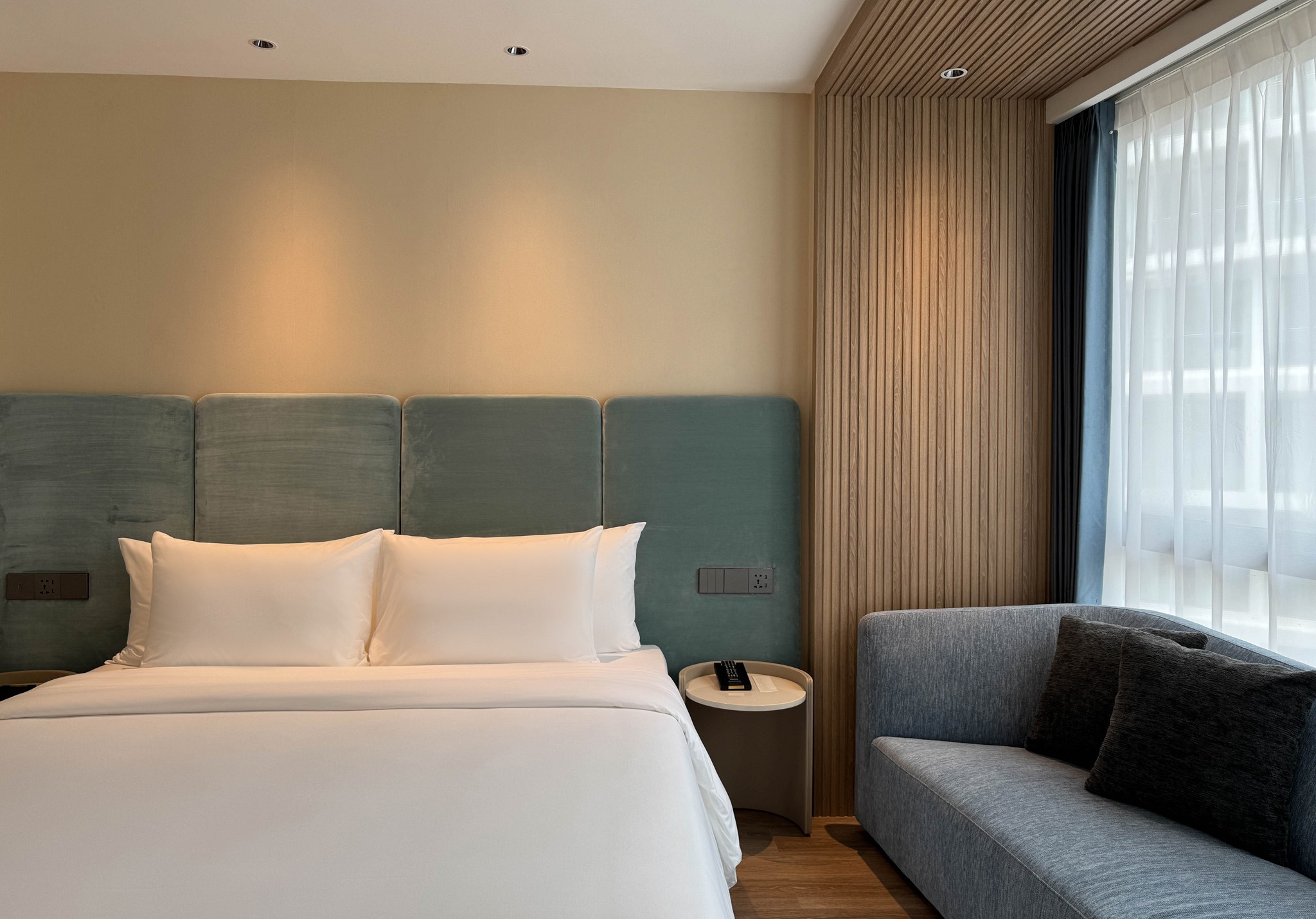 Double or Twin Standard