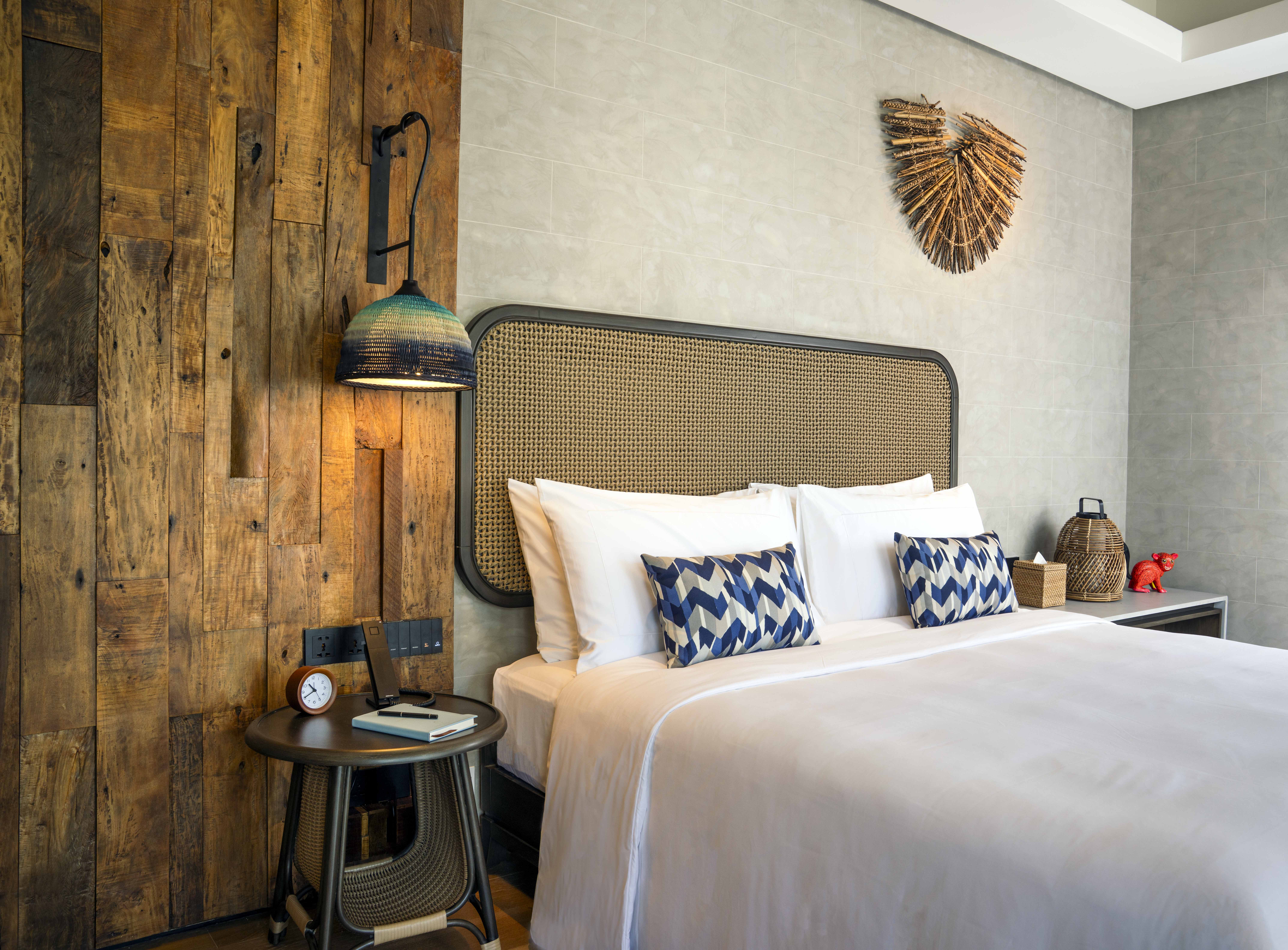 Double Superior with Views