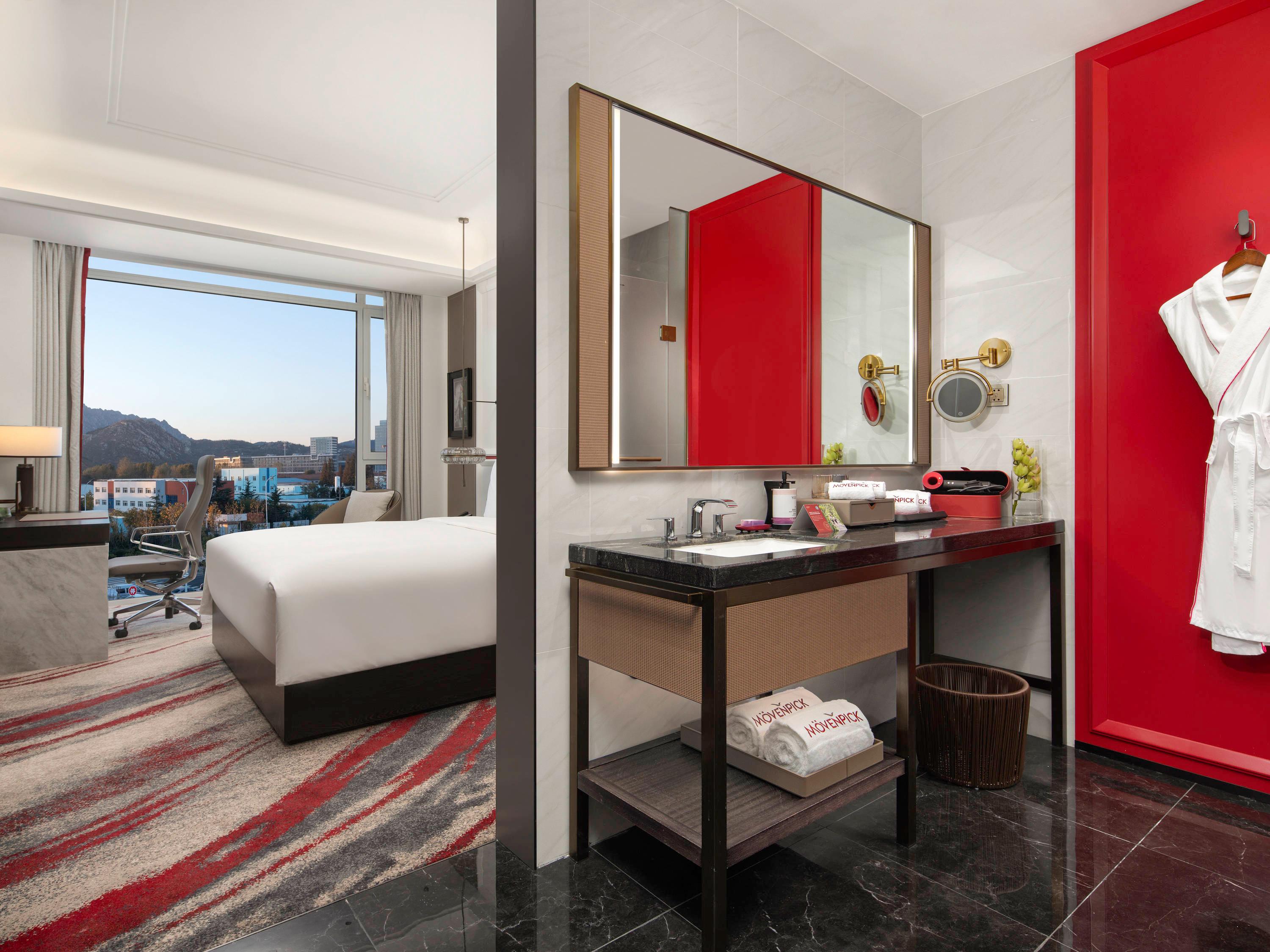 Double Superior King Bed