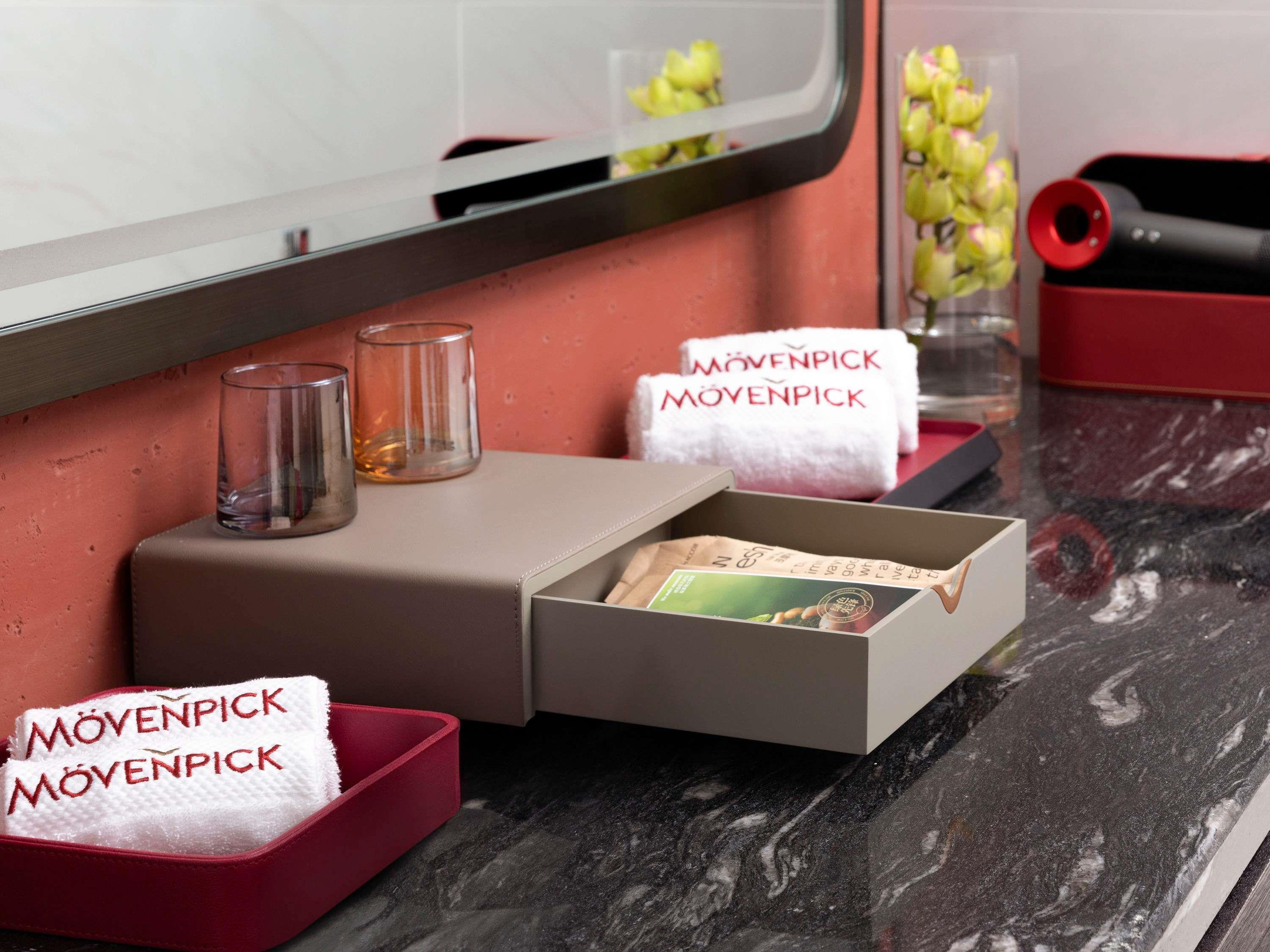 Double Superior King Bed