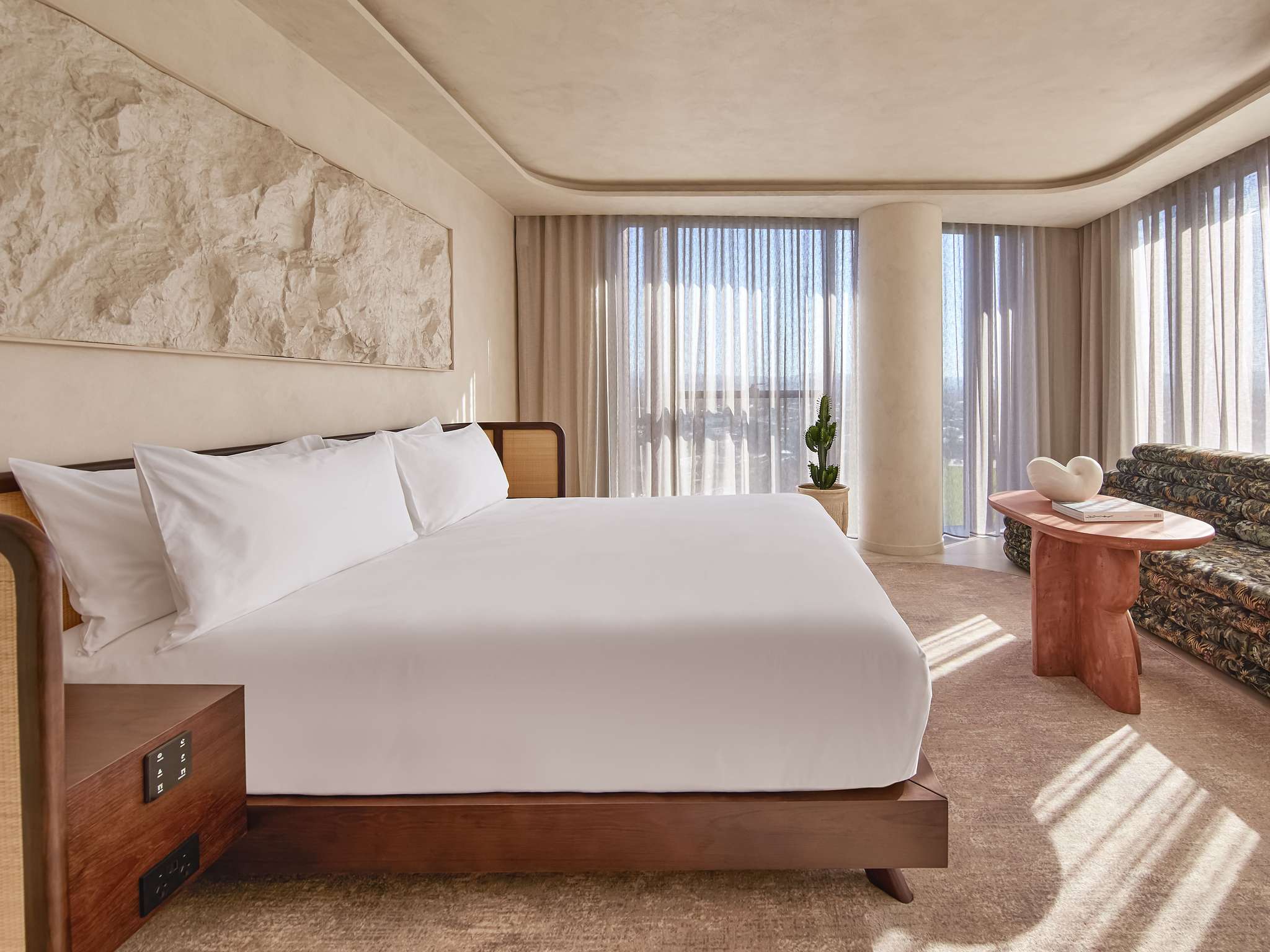 Studio King Size Bed