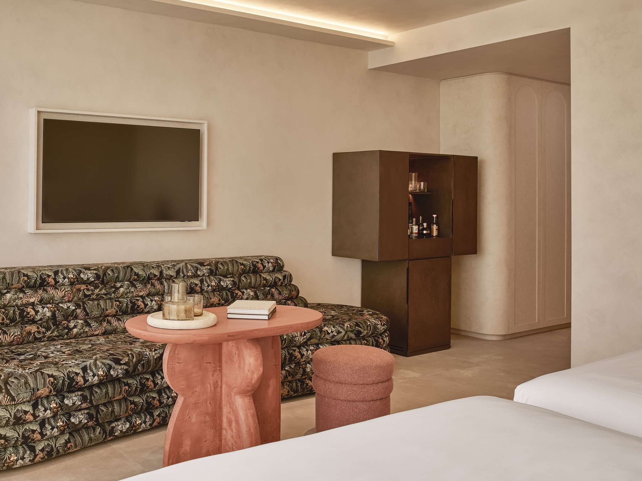 Studio Two Double Beds