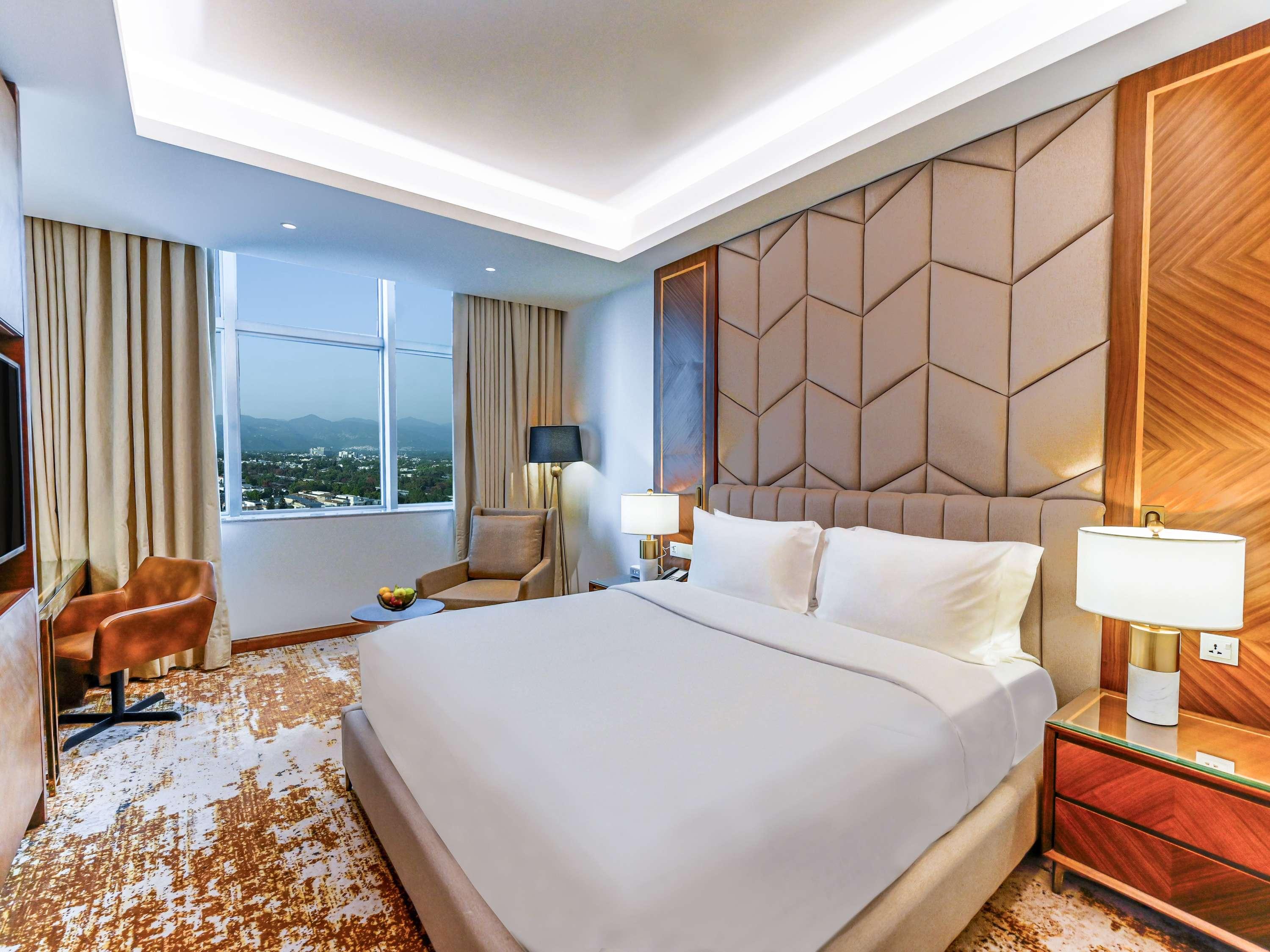 Double Executive King Bed