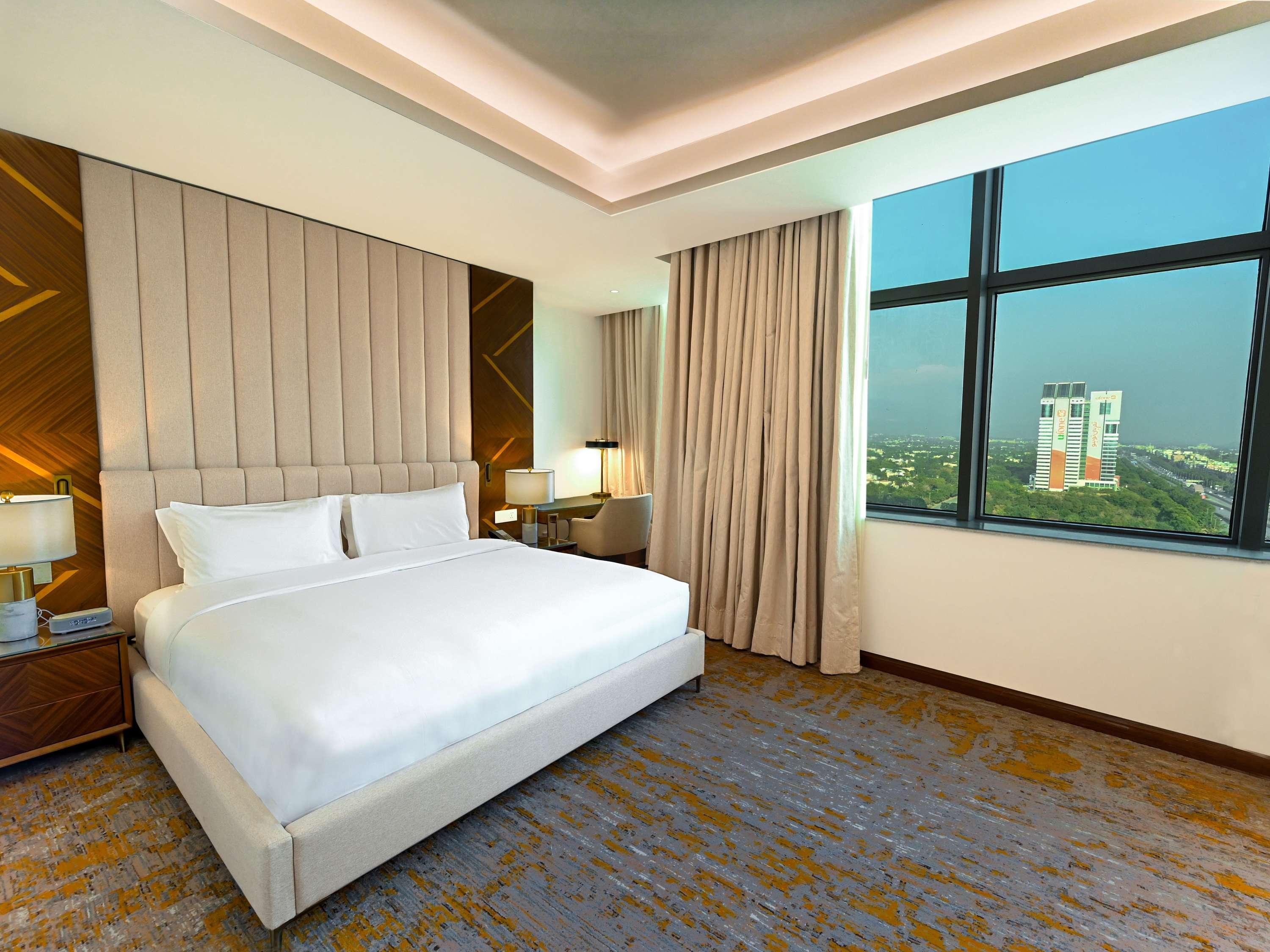 Double Executive King Bed