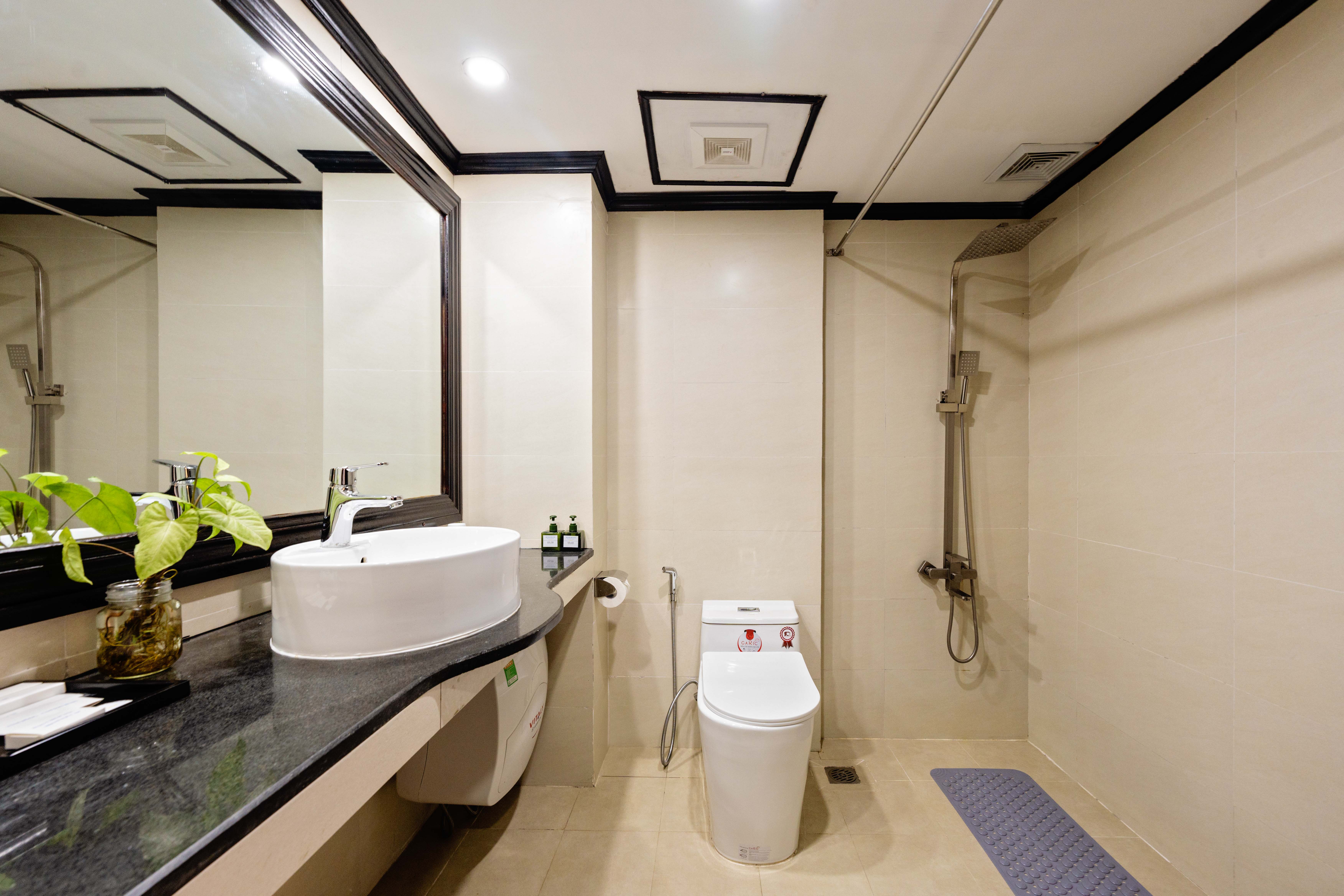 Twin Deluxe Two Beds