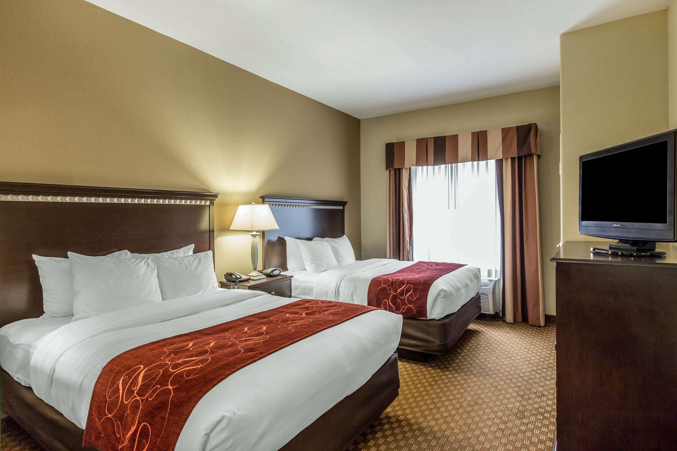 Suite Two Queen Beds Non Smoking