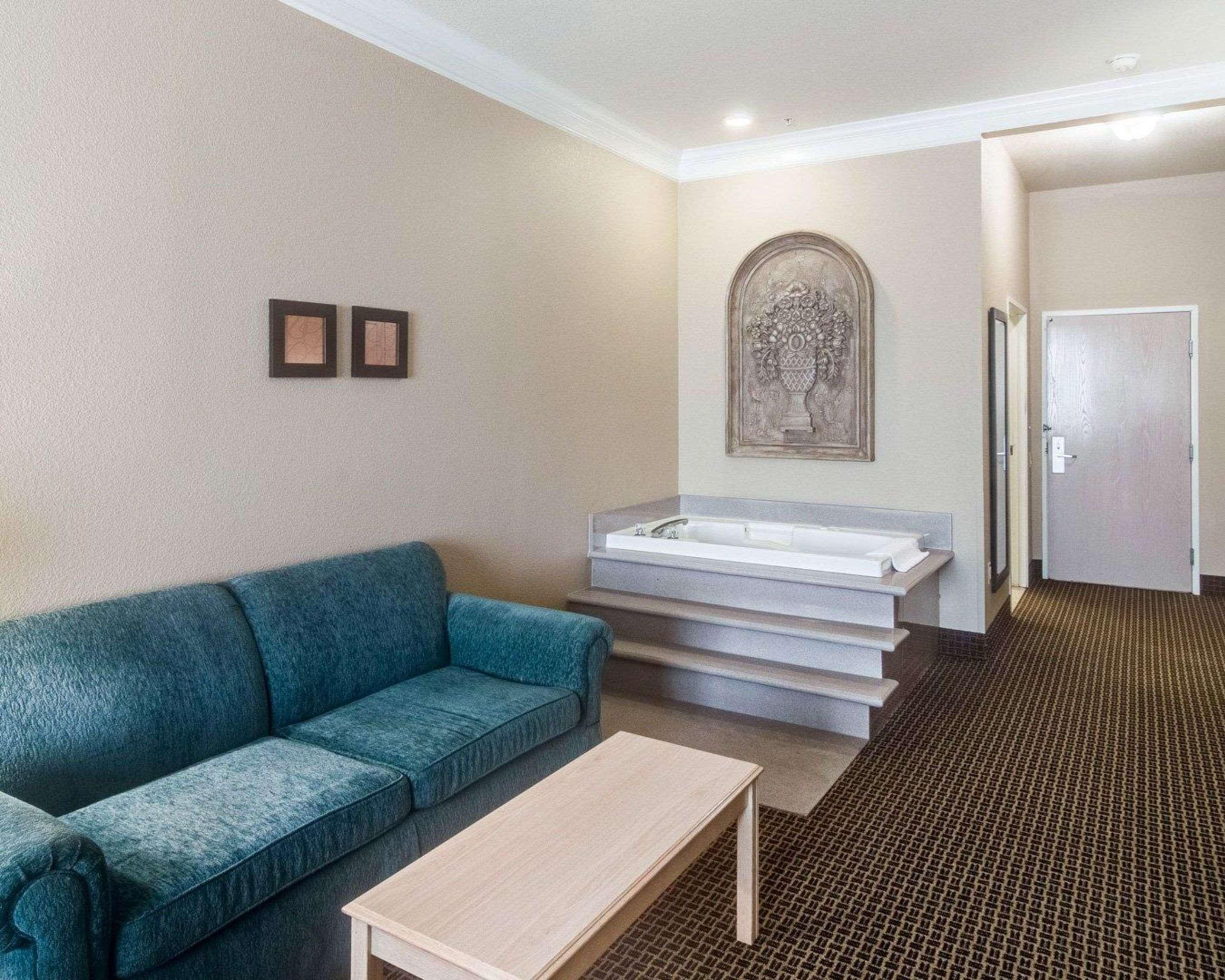 Suite King Bed Non Smoking