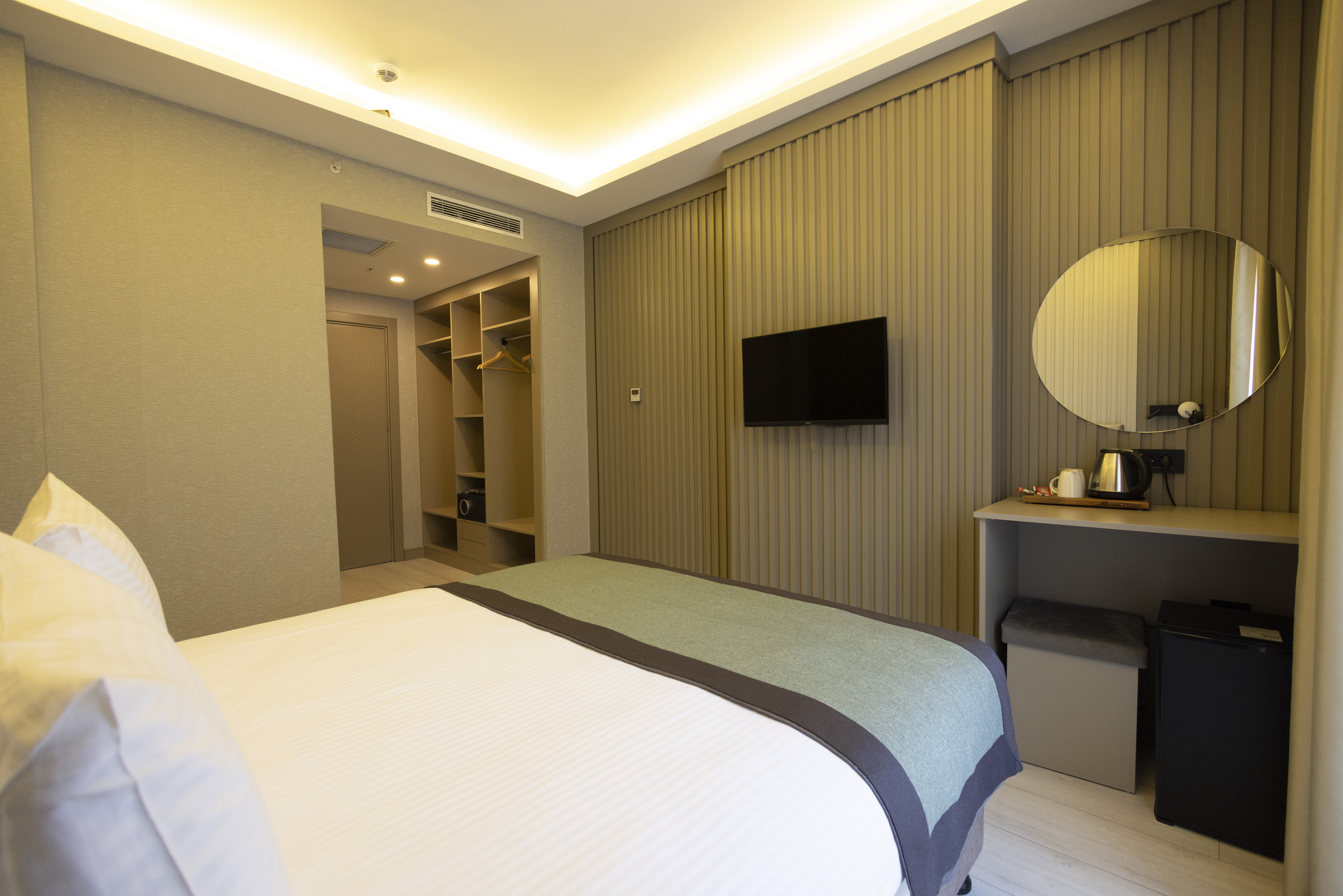 Double or Twin Economy