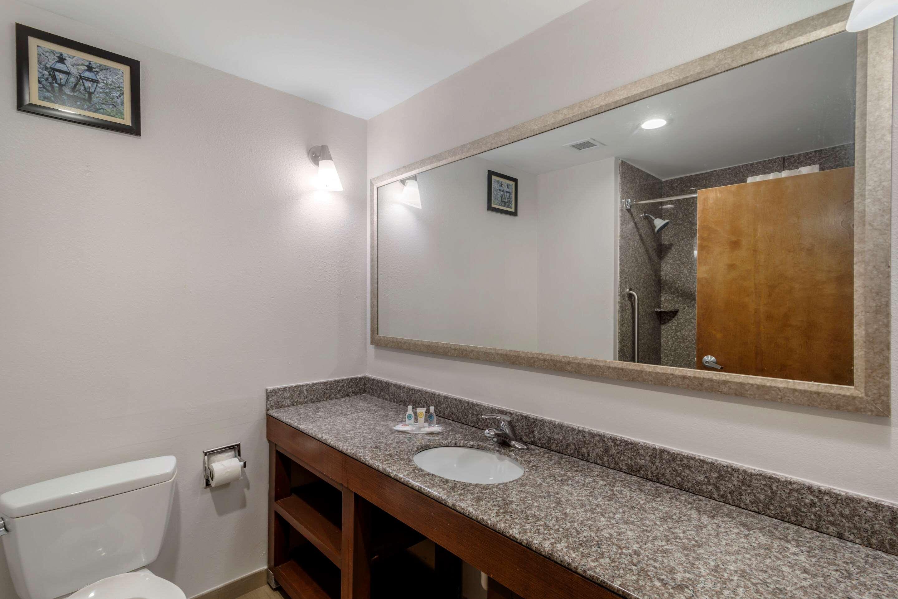 Suite Two Queen Beds