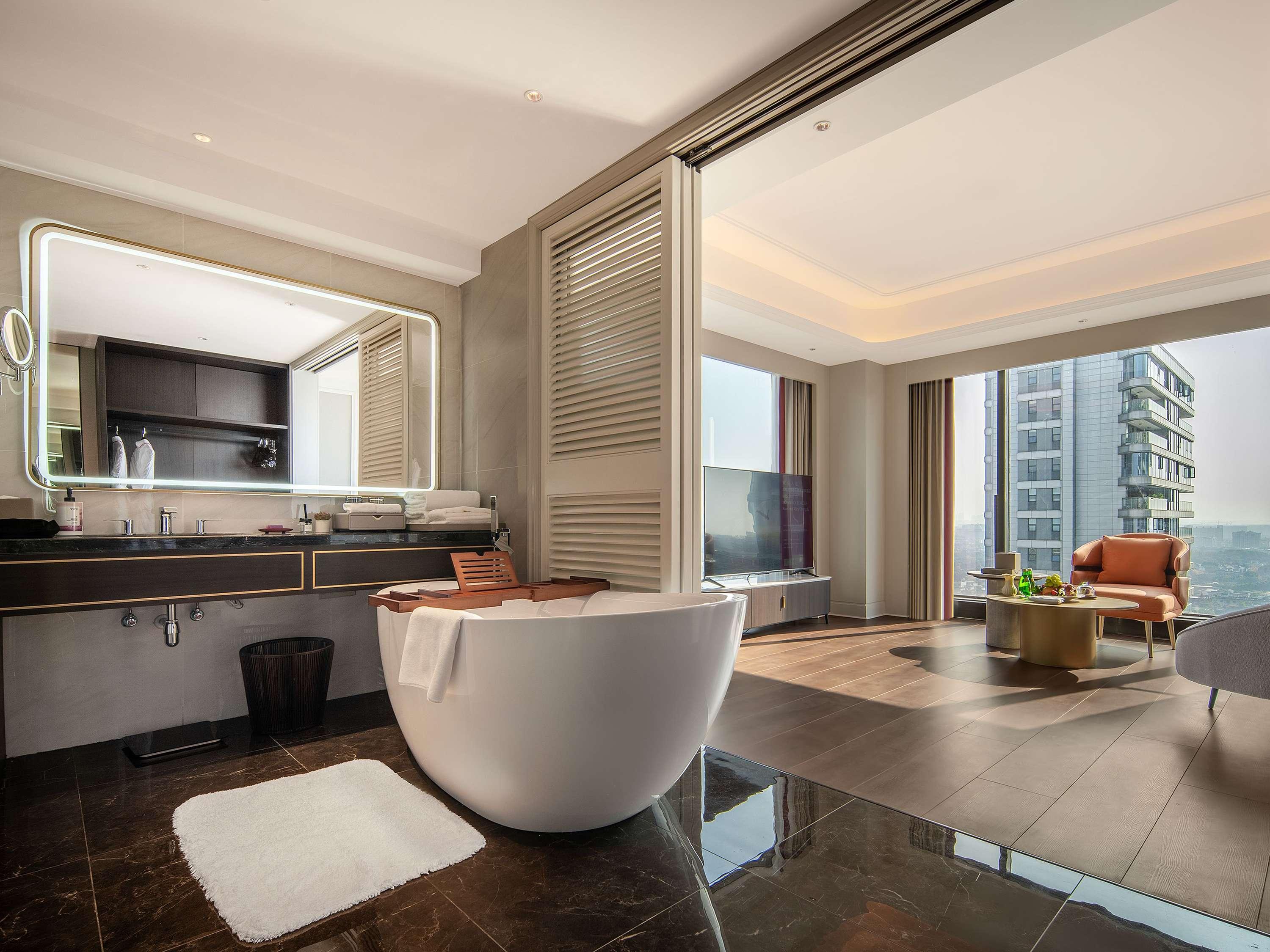 Suite Executive King Bed