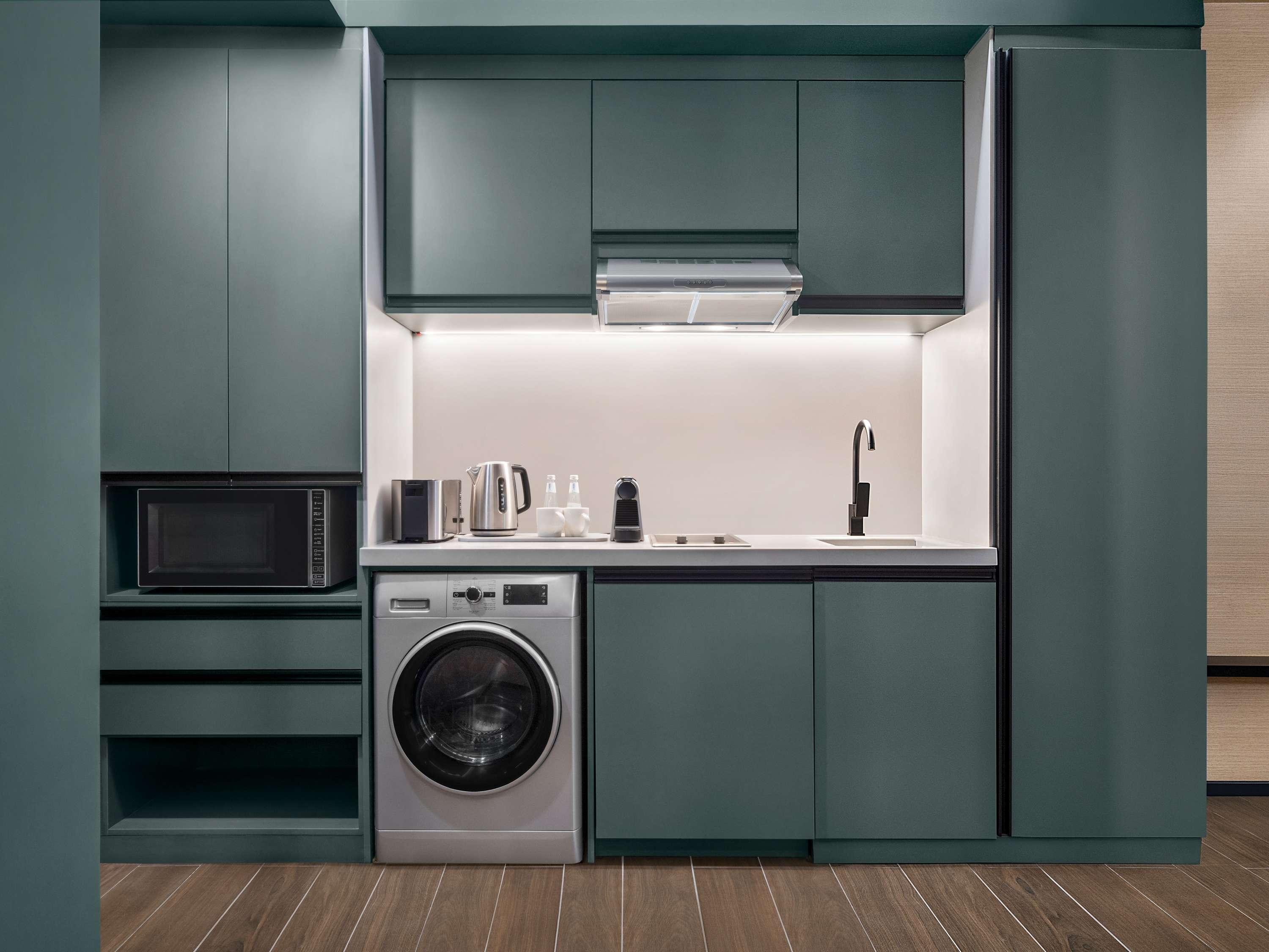 Studio King Size Bed