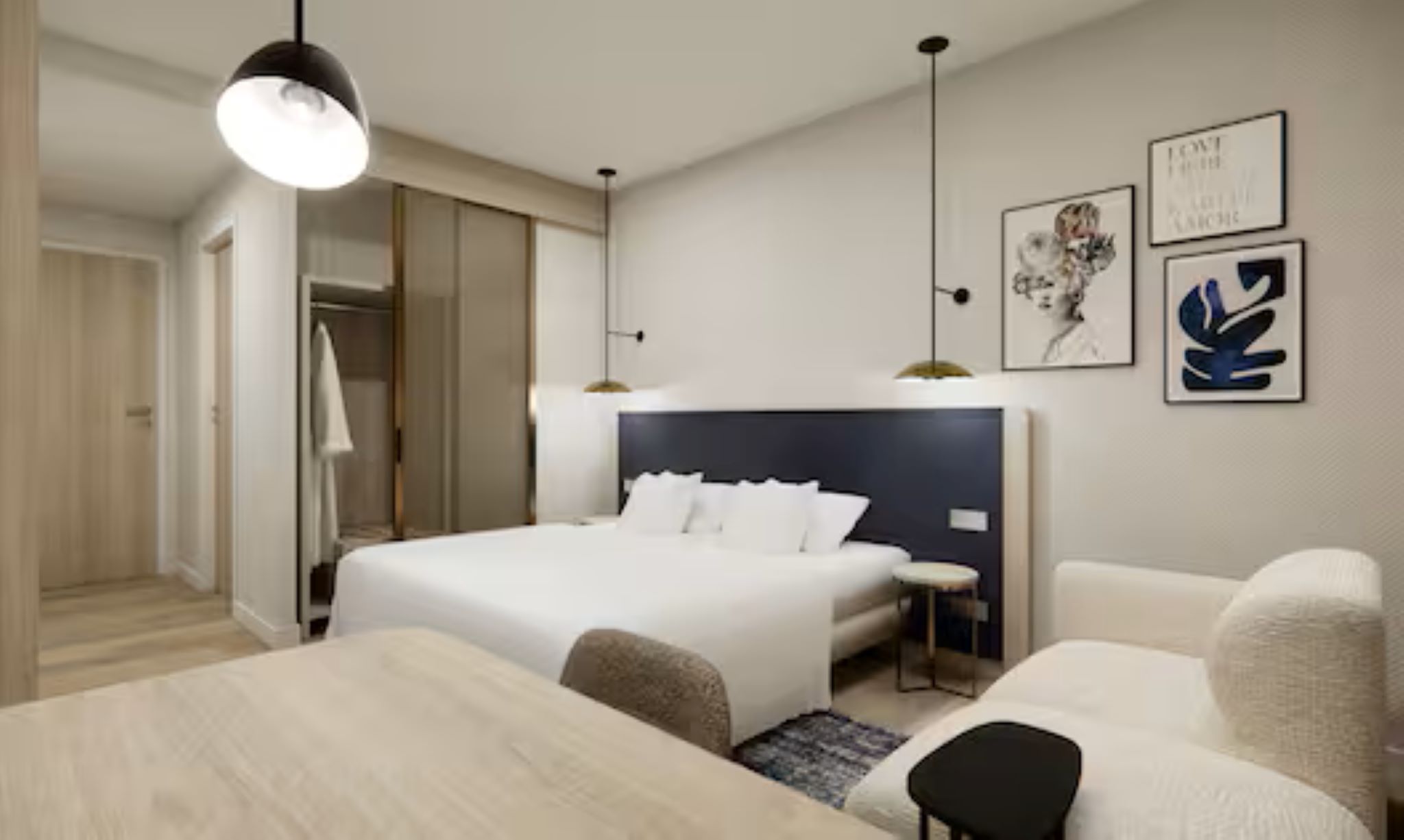 Double Accessible King Size Bed