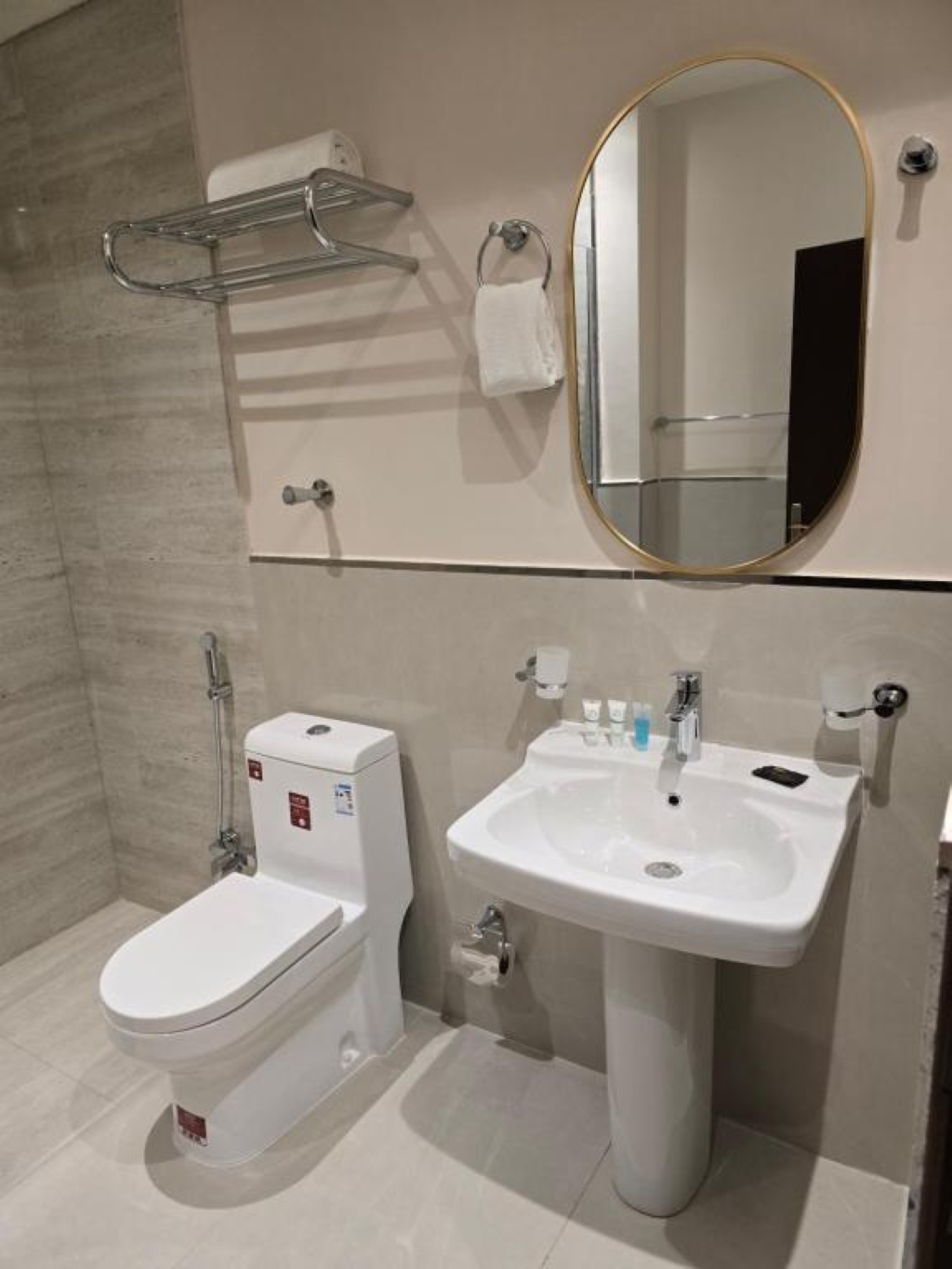 Suite Two Bedrooms One Bathroom