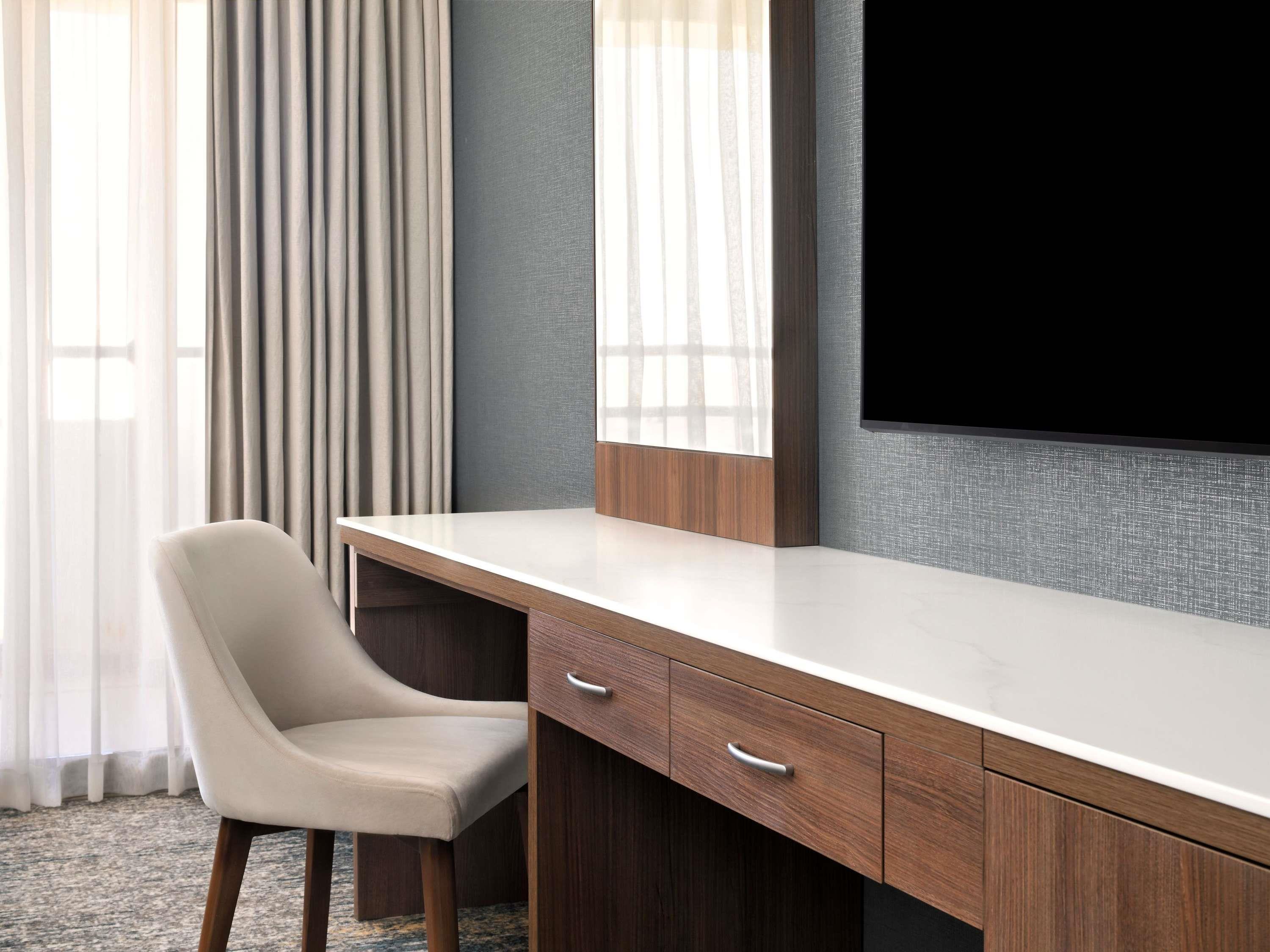 Double Superior Queen Bed