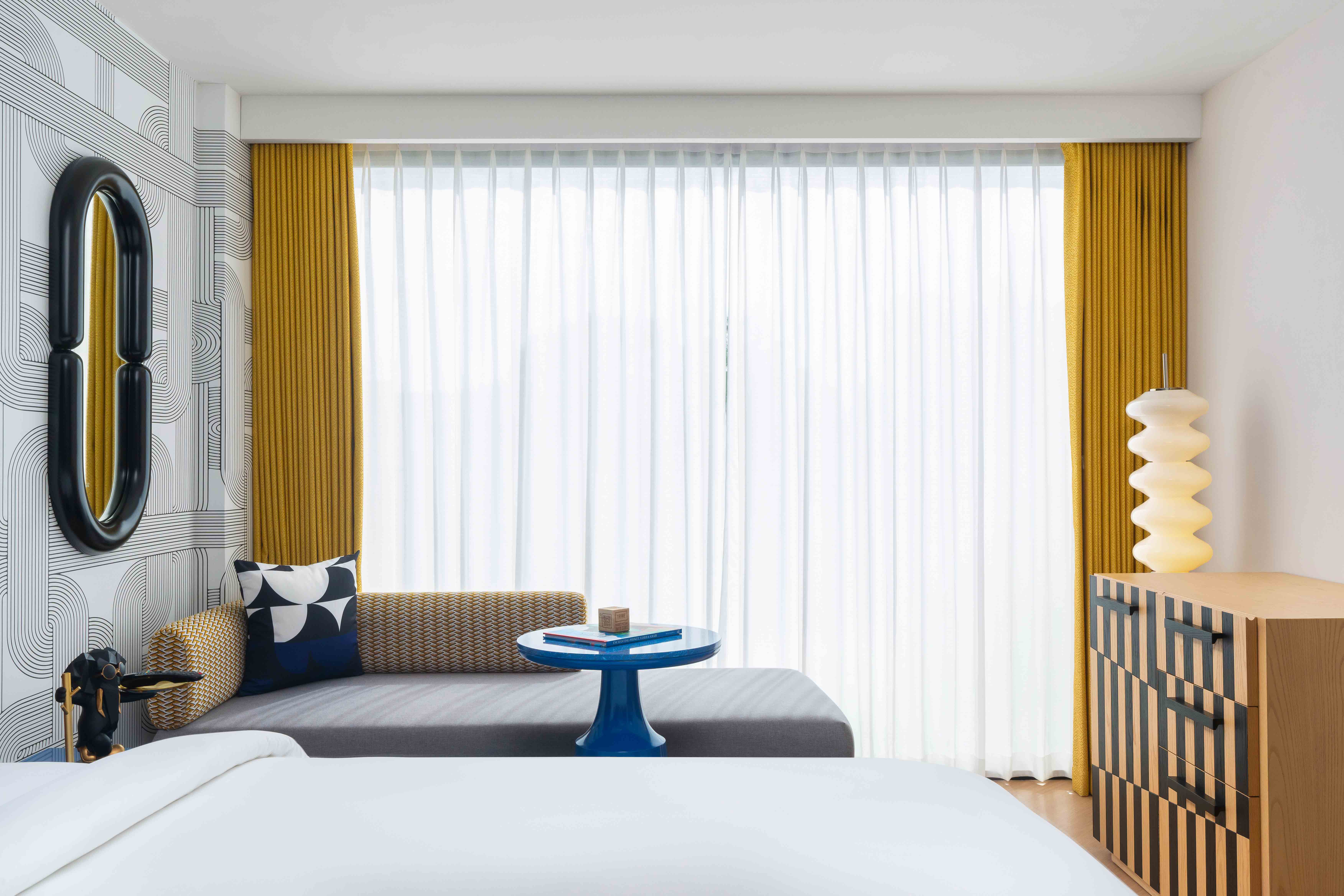 Double or Twin Standard