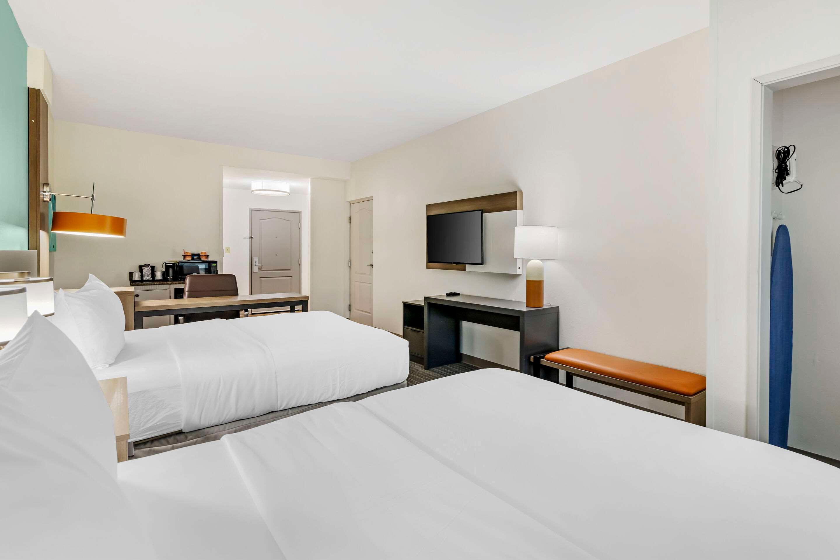 Double Two Queen Beds