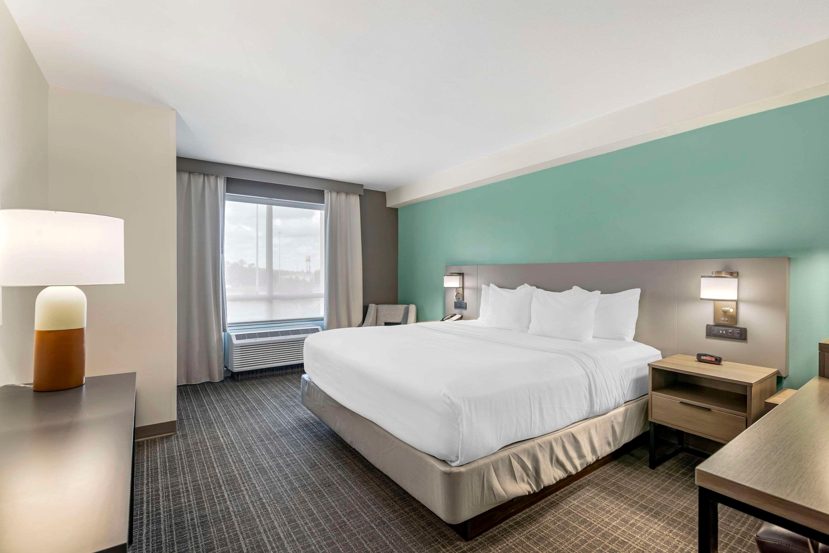 Quadruple Accessible-two Queen Beds