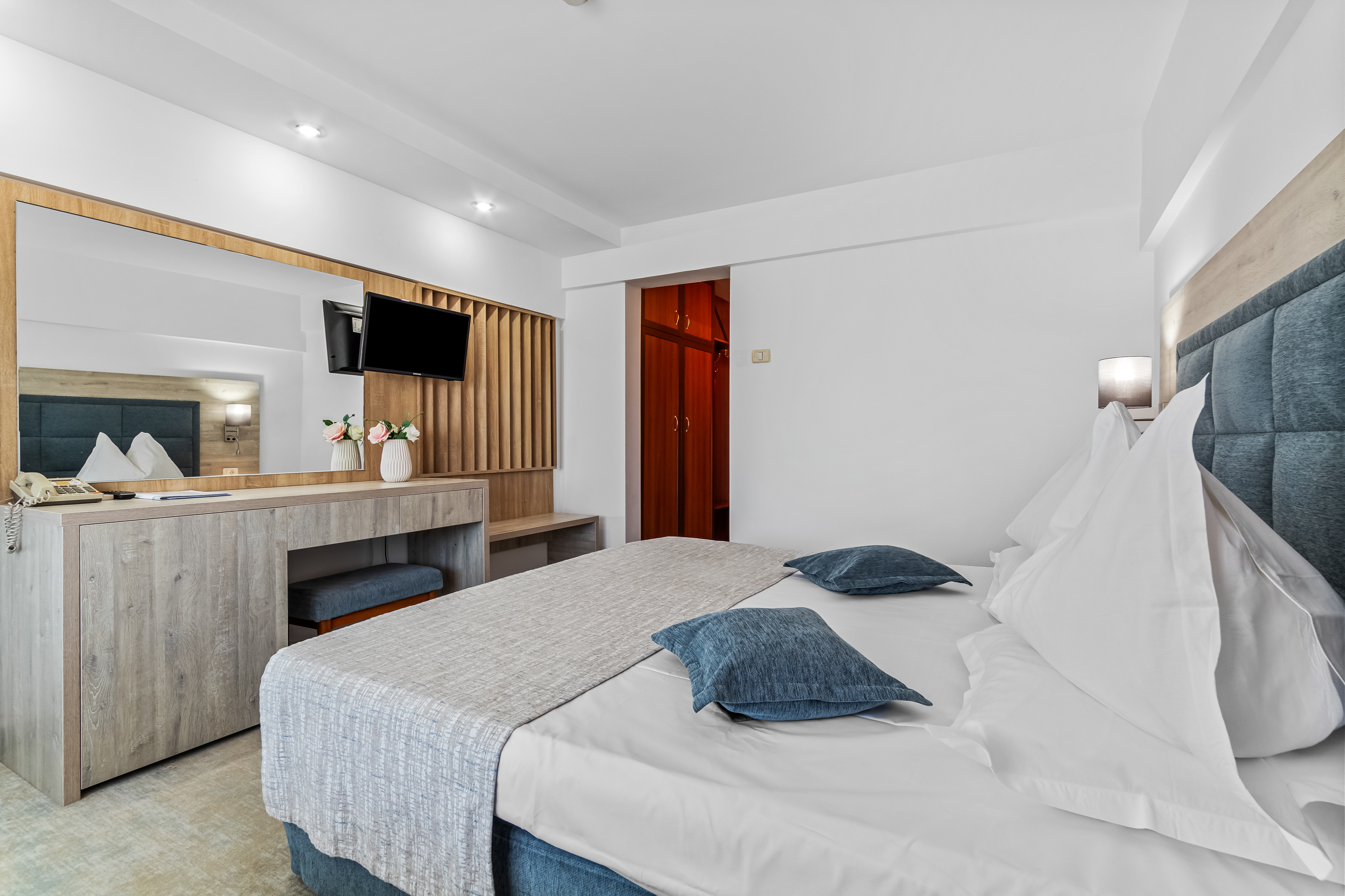 Double or Twin Superior