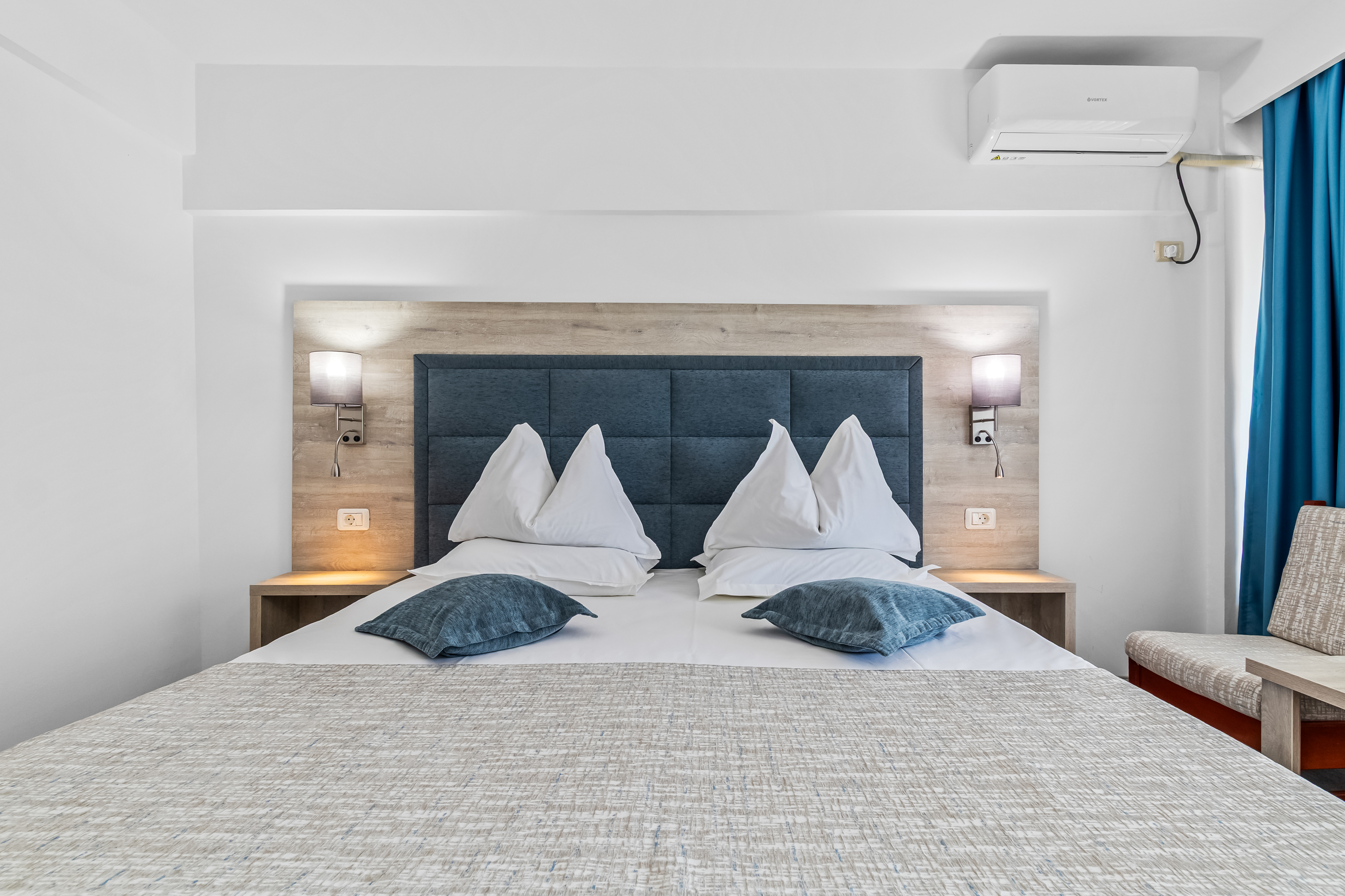 Double or Twin Superior