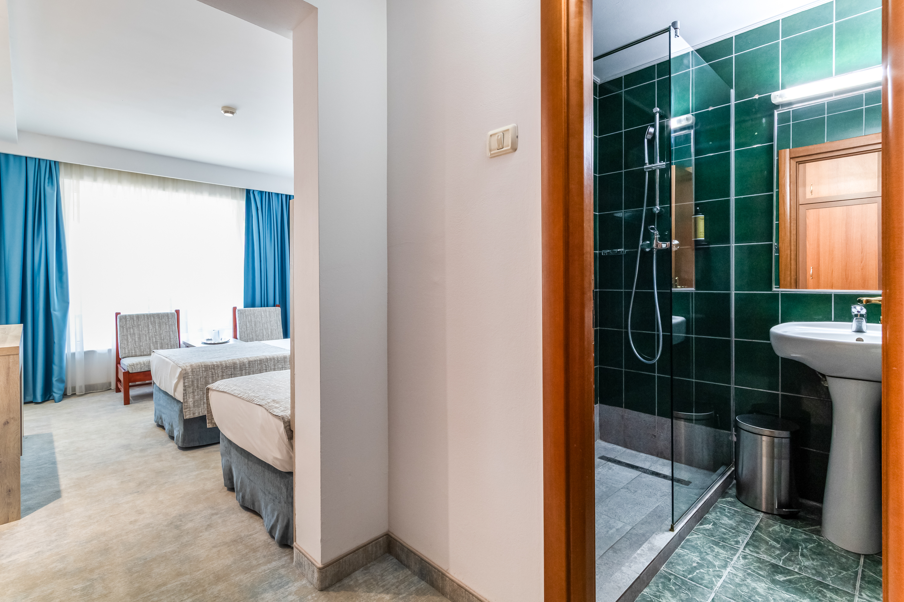 Double or Twin Superior