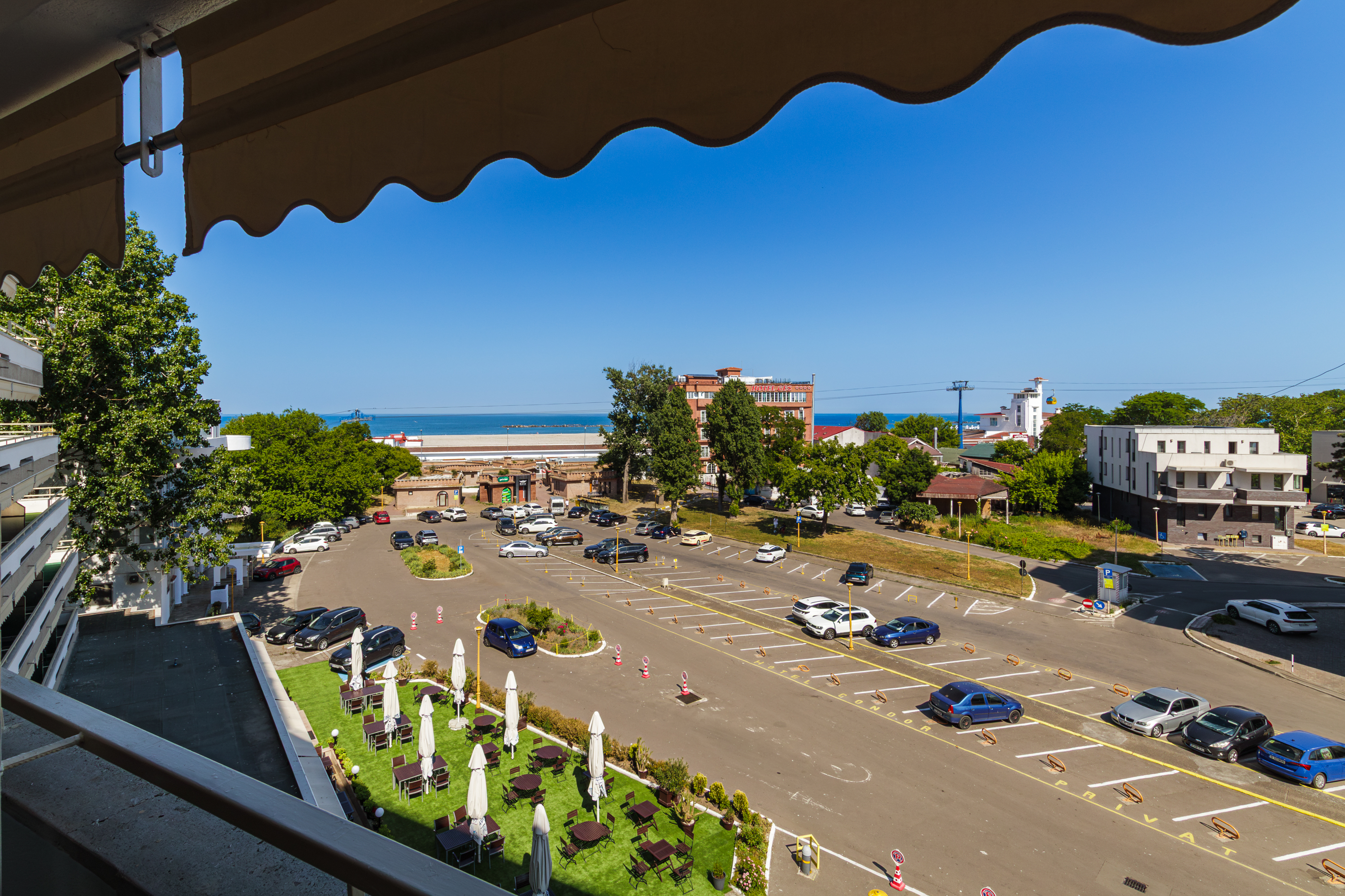 Double or Twin Superior