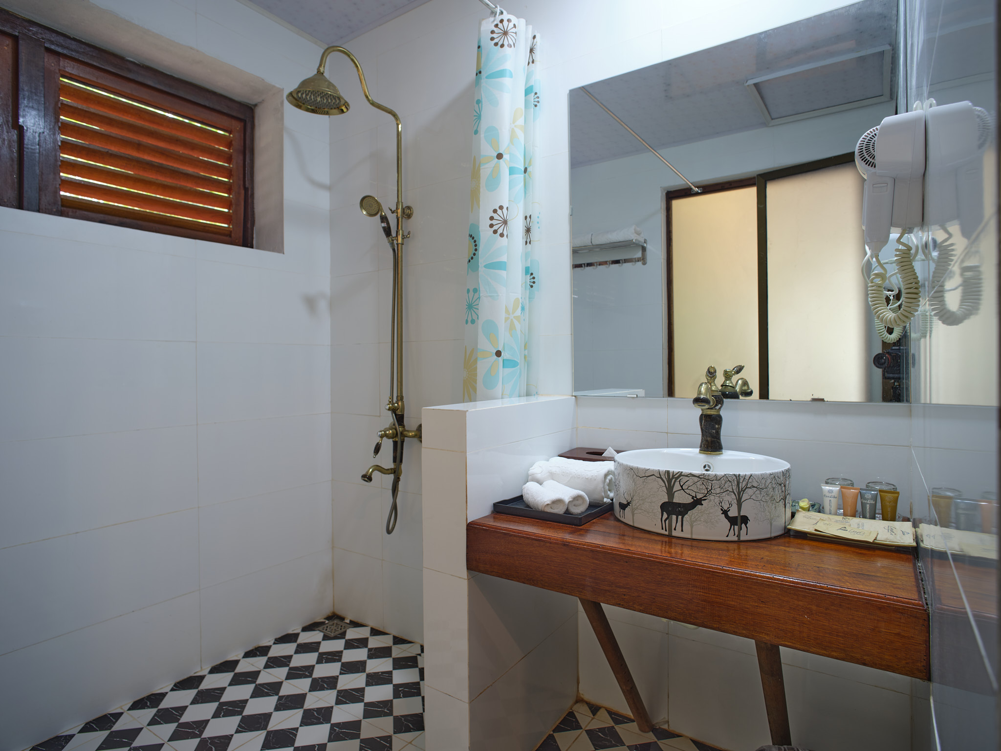 Double or Twin Deluxe