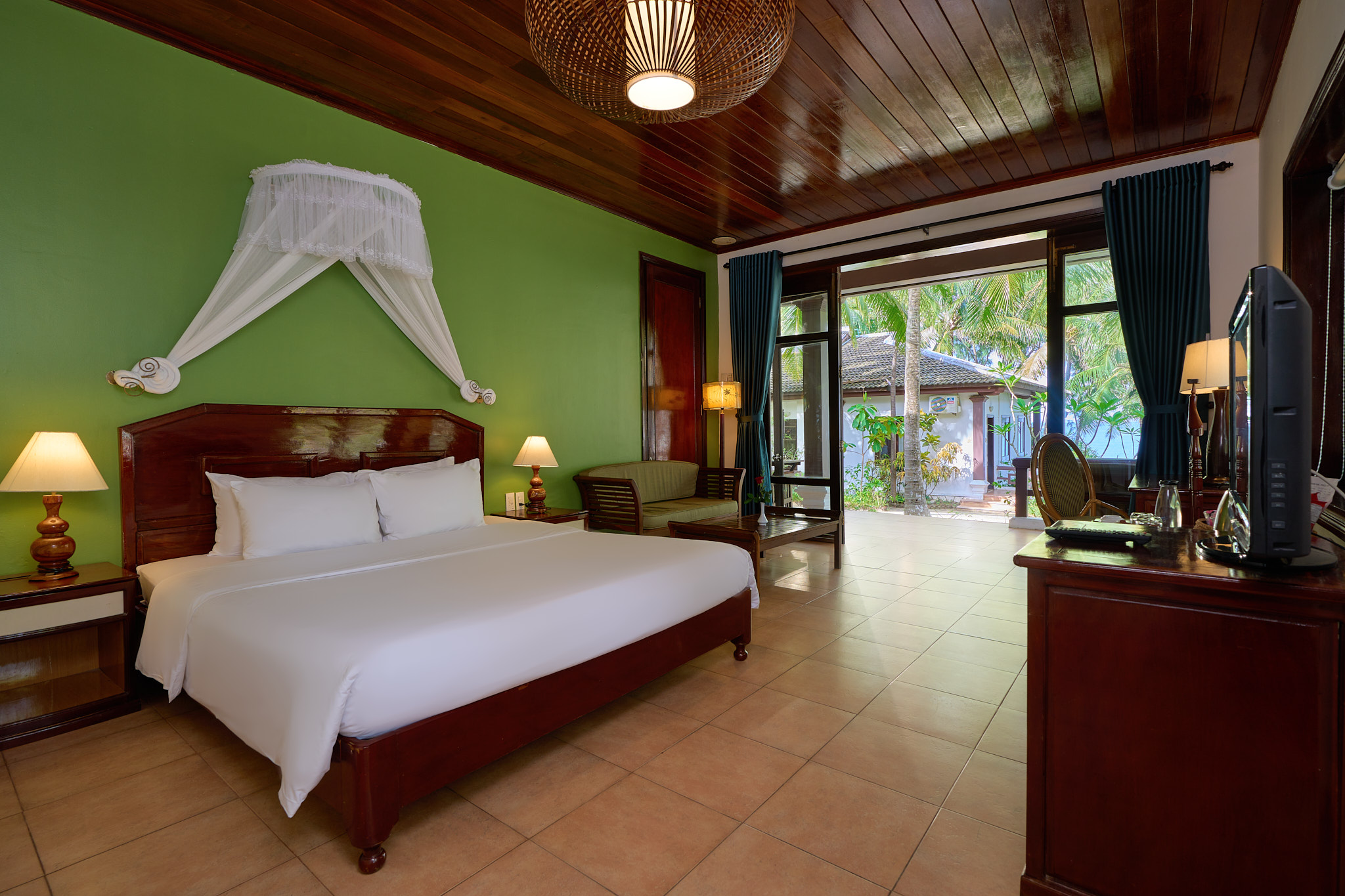 Double or Twin Deluxe Sea View